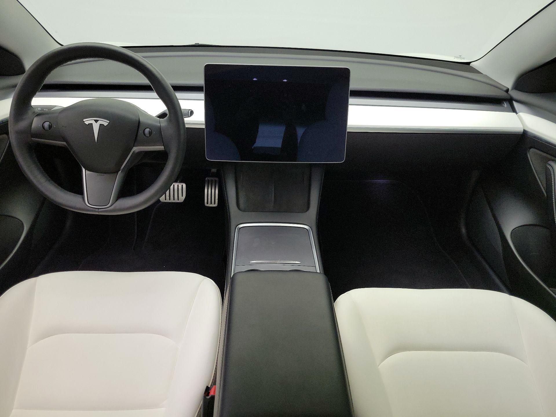 Thumbnail: 2021 Tesla Model 3 - 9