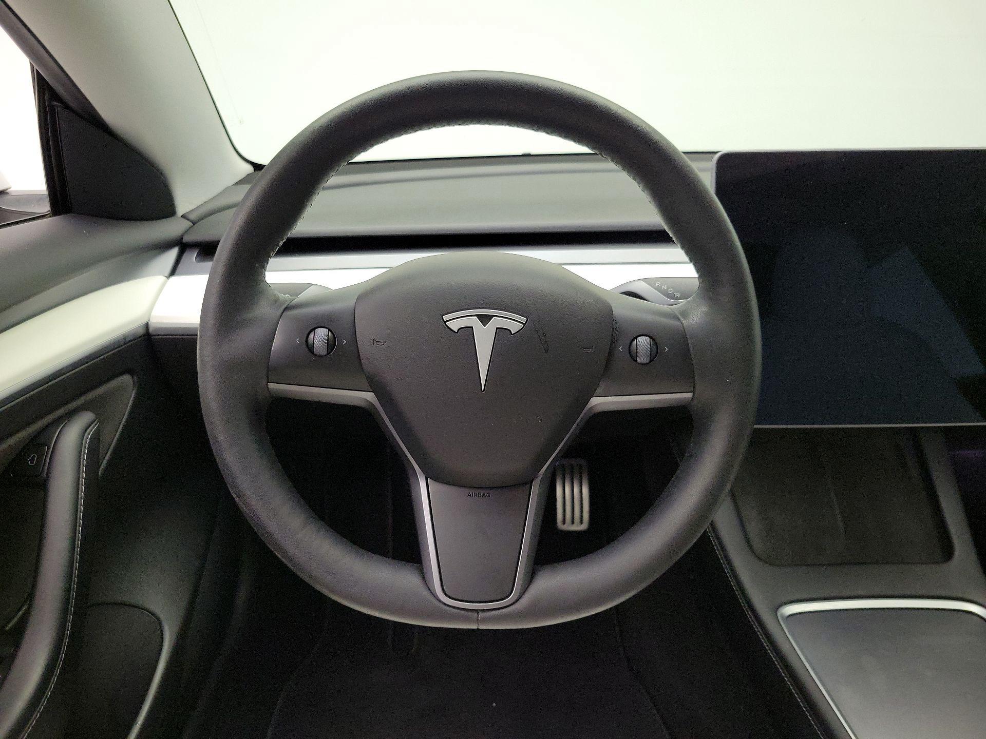 Thumbnail: 2021 Tesla Model 3 - 10