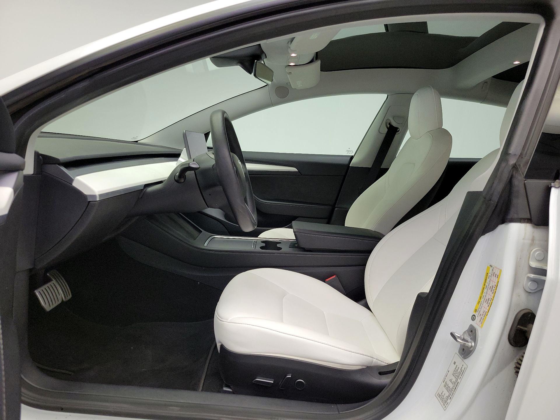 Thumbnail: 2021 Tesla Model 3 - 18