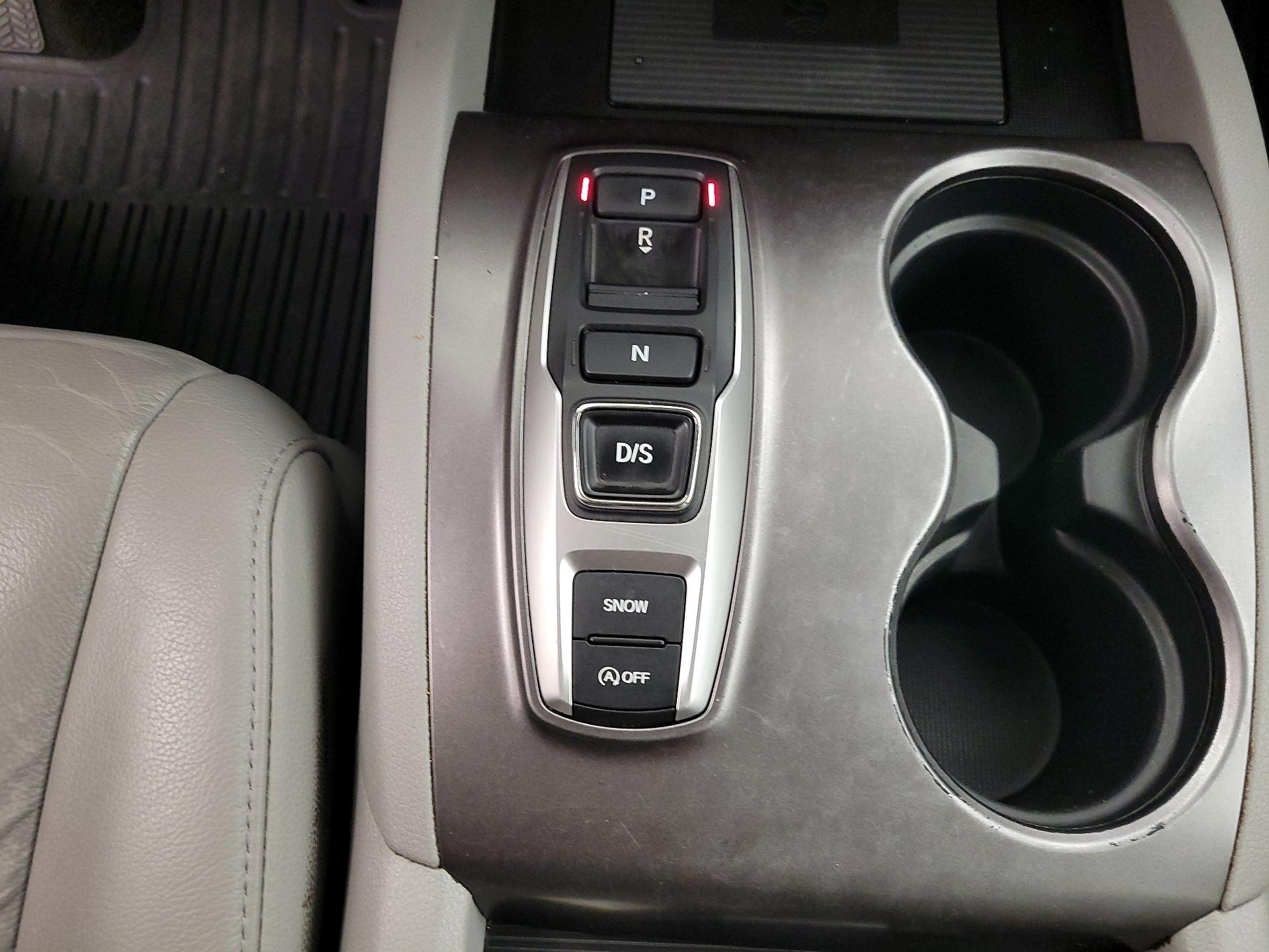 Thumbnail: 2022 Honda Pilot - 17