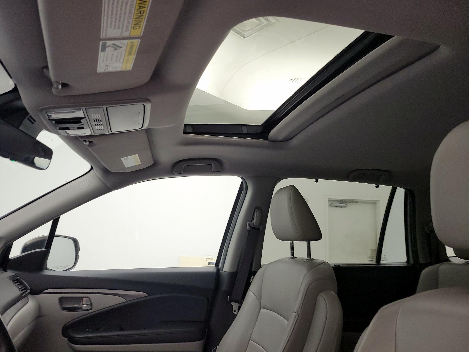 Thumbnail: 2022 Honda Pilot - 19