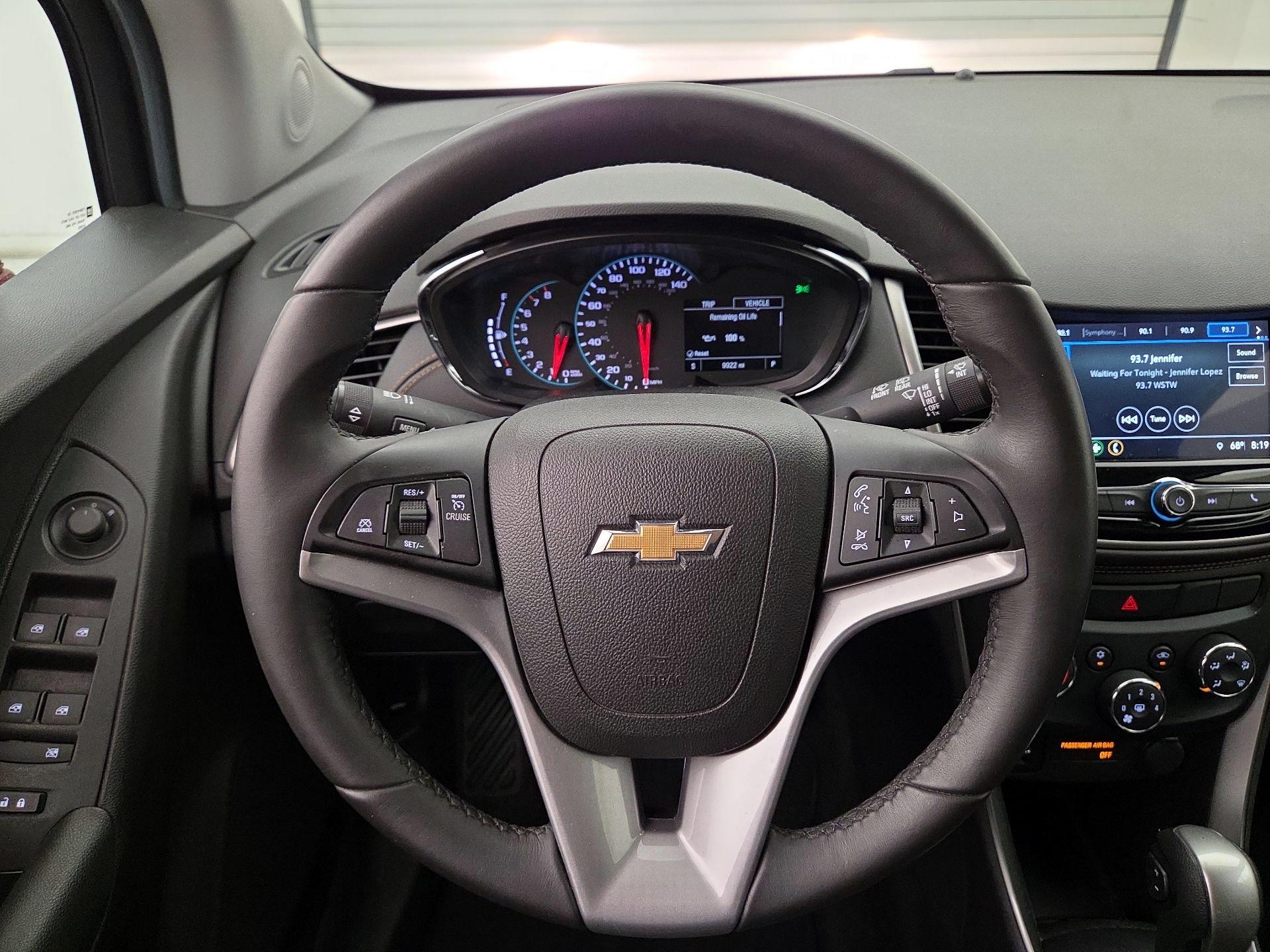 Thumbnail: 2018 Chevrolet Trax - 10
