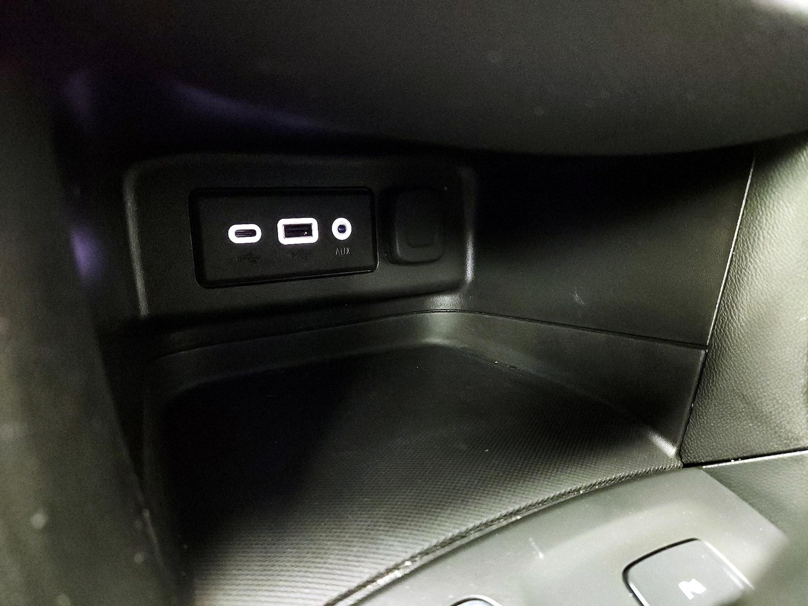 2022 Chevrolet Equinox LT - Photo 17
