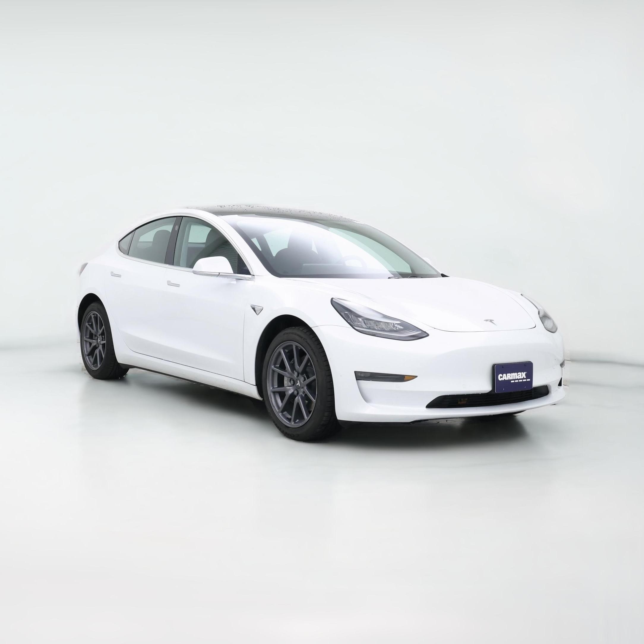 Thumbnail: 2019 Tesla Model 3 - 1