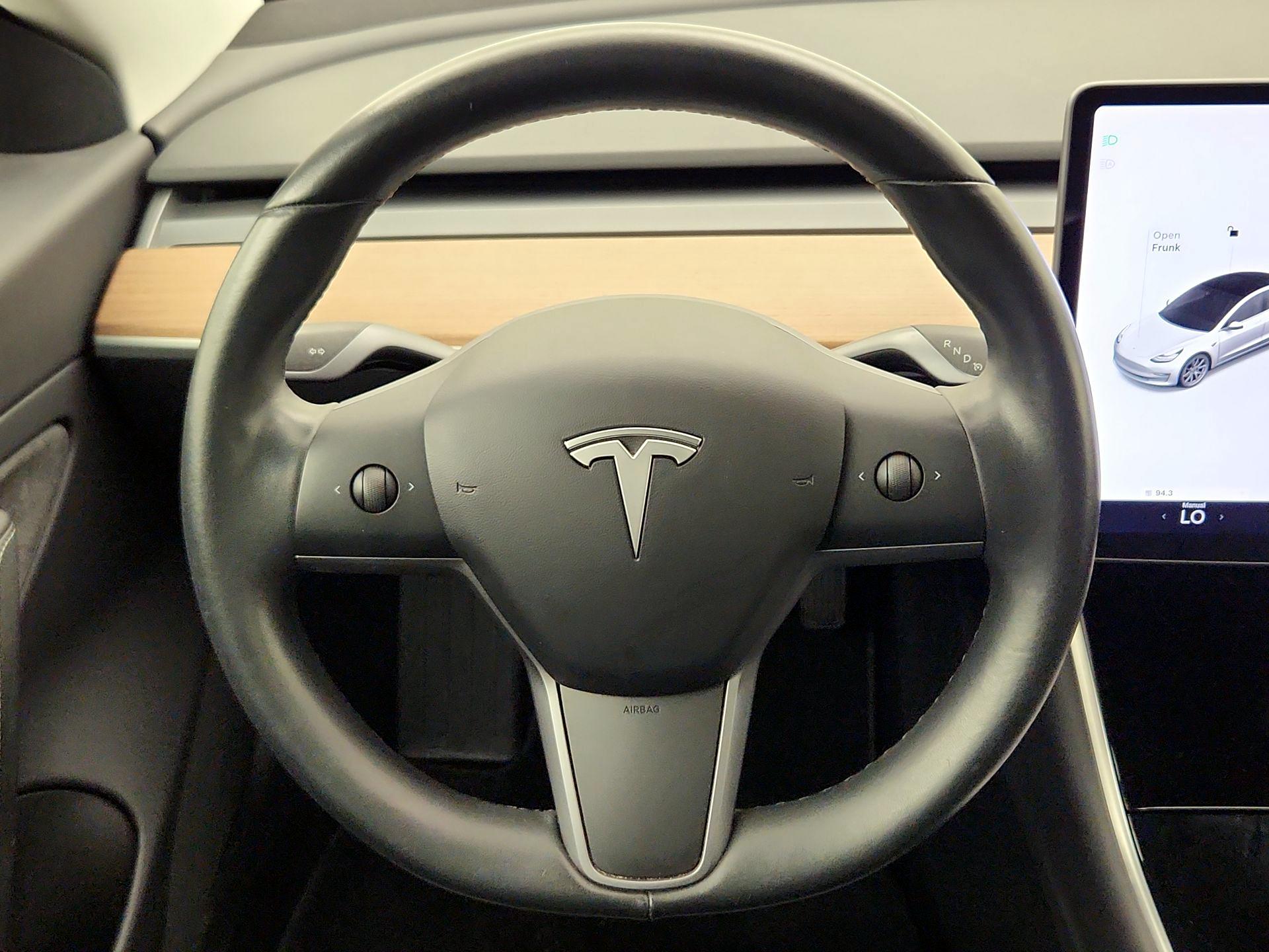 Thumbnail: 2019 Tesla Model 3 - 10