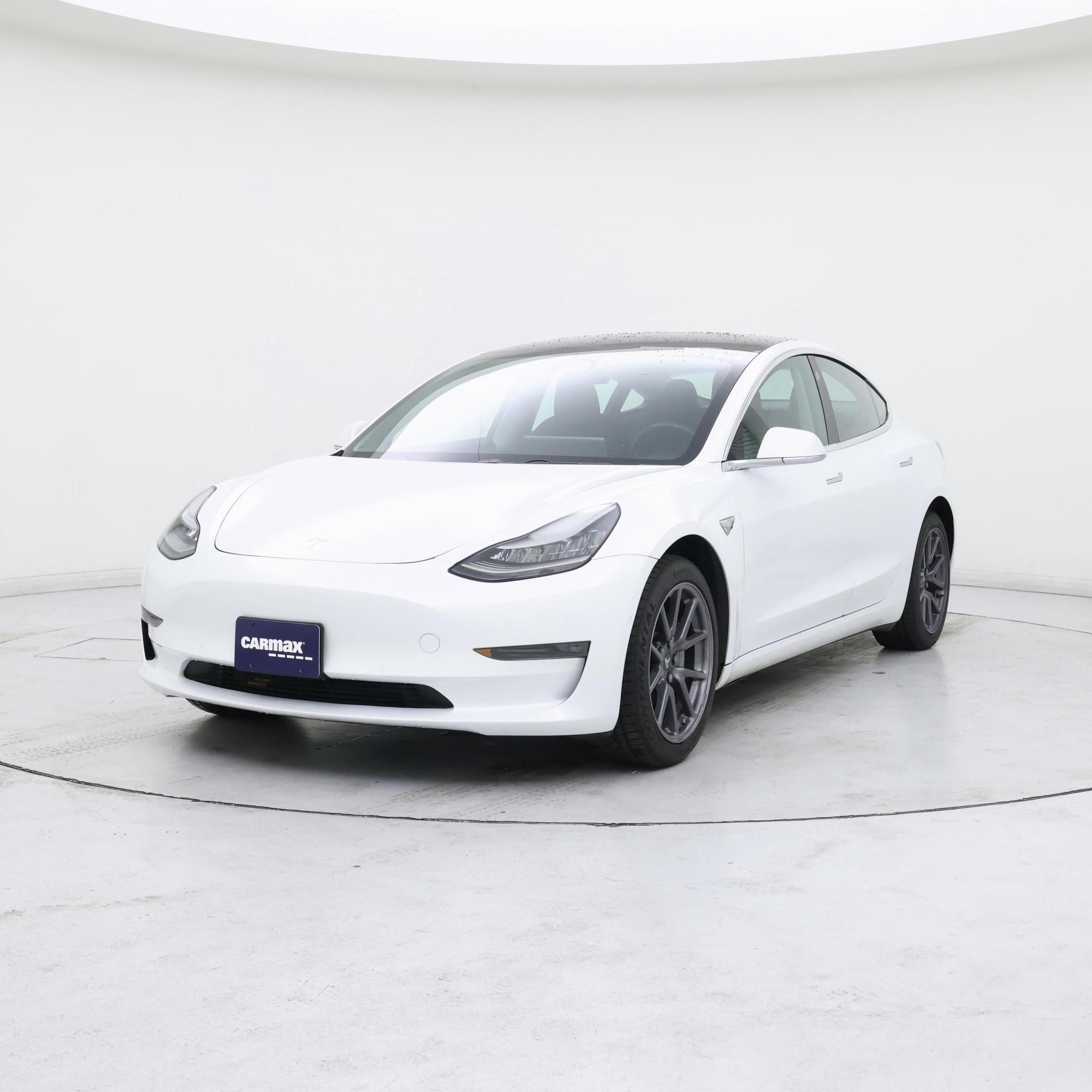 Thumbnail: 2019 Tesla Model 3 - 4