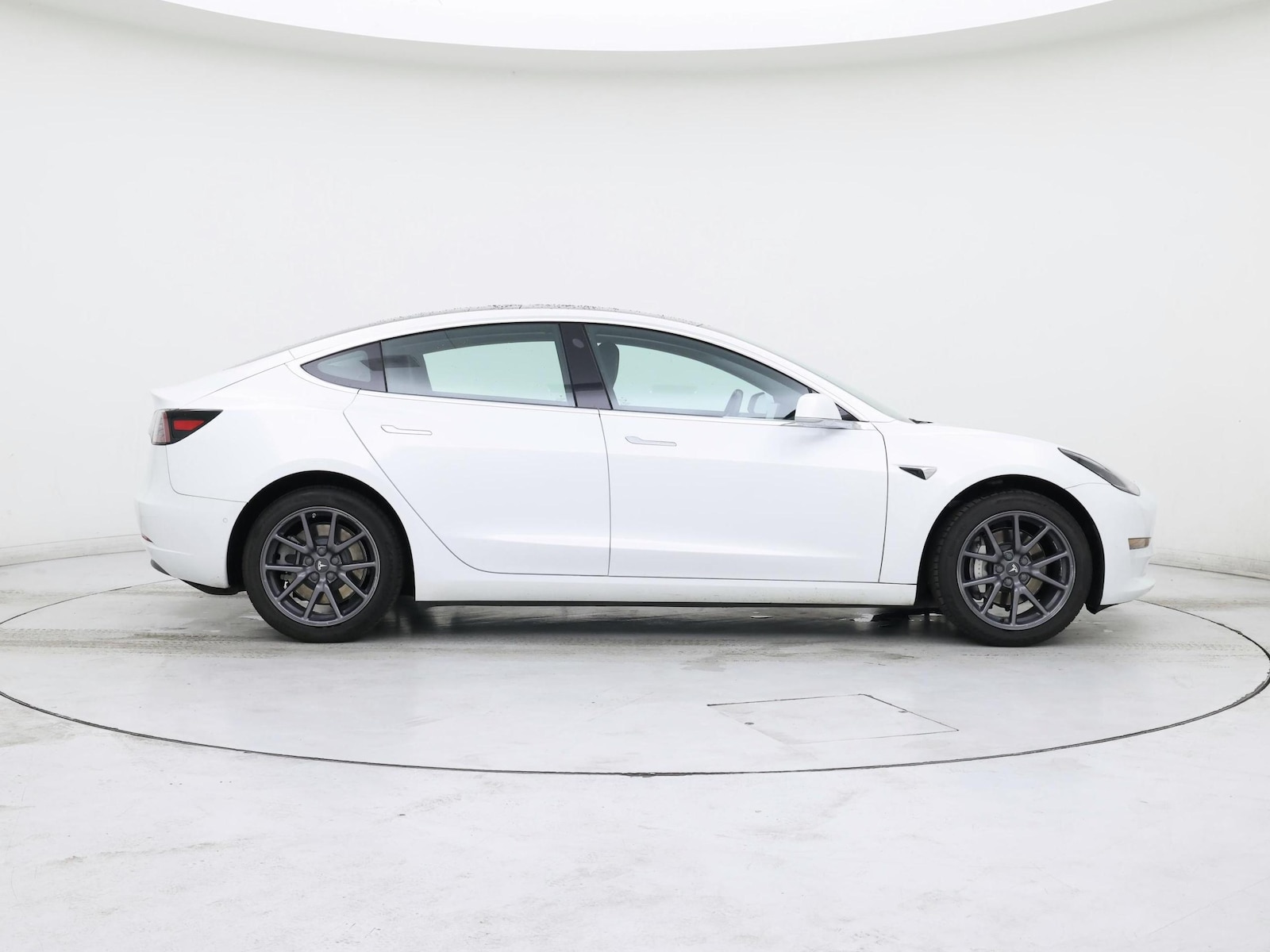2019 Tesla Model 3 Base - Photo 8