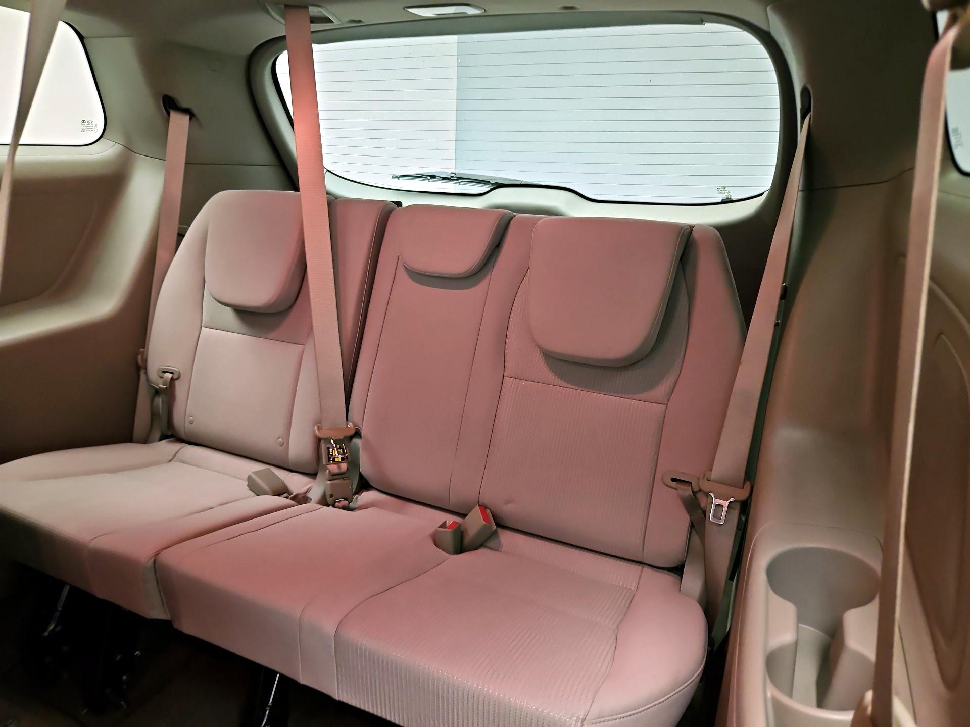 Thumbnail: 2020 Kia Sedona - 20