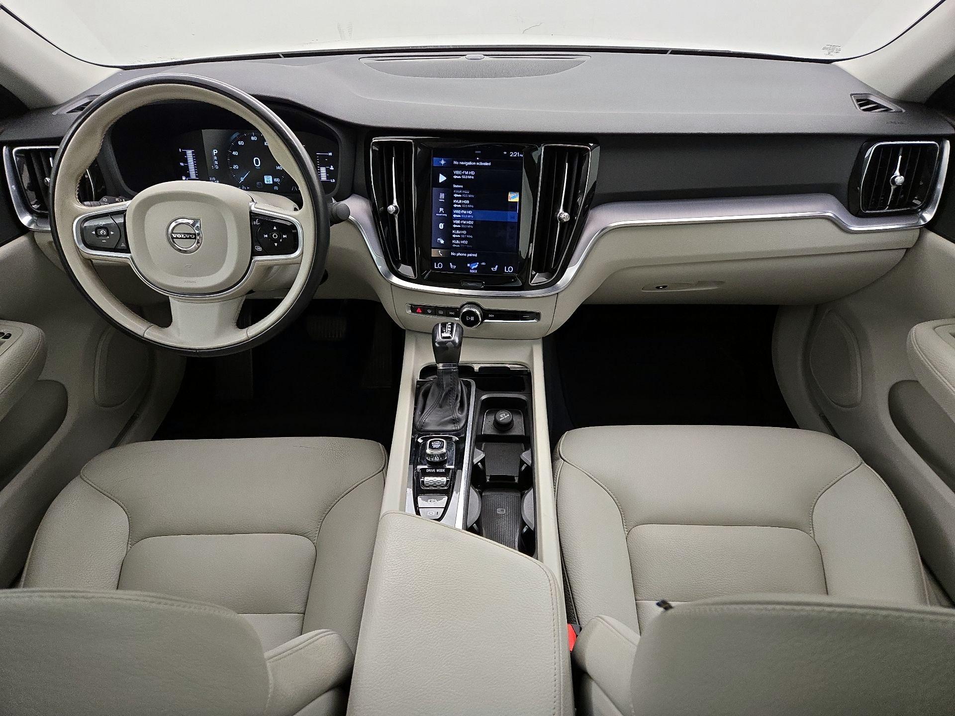 Thumbnail: 2019 Volvo S60 - 9
