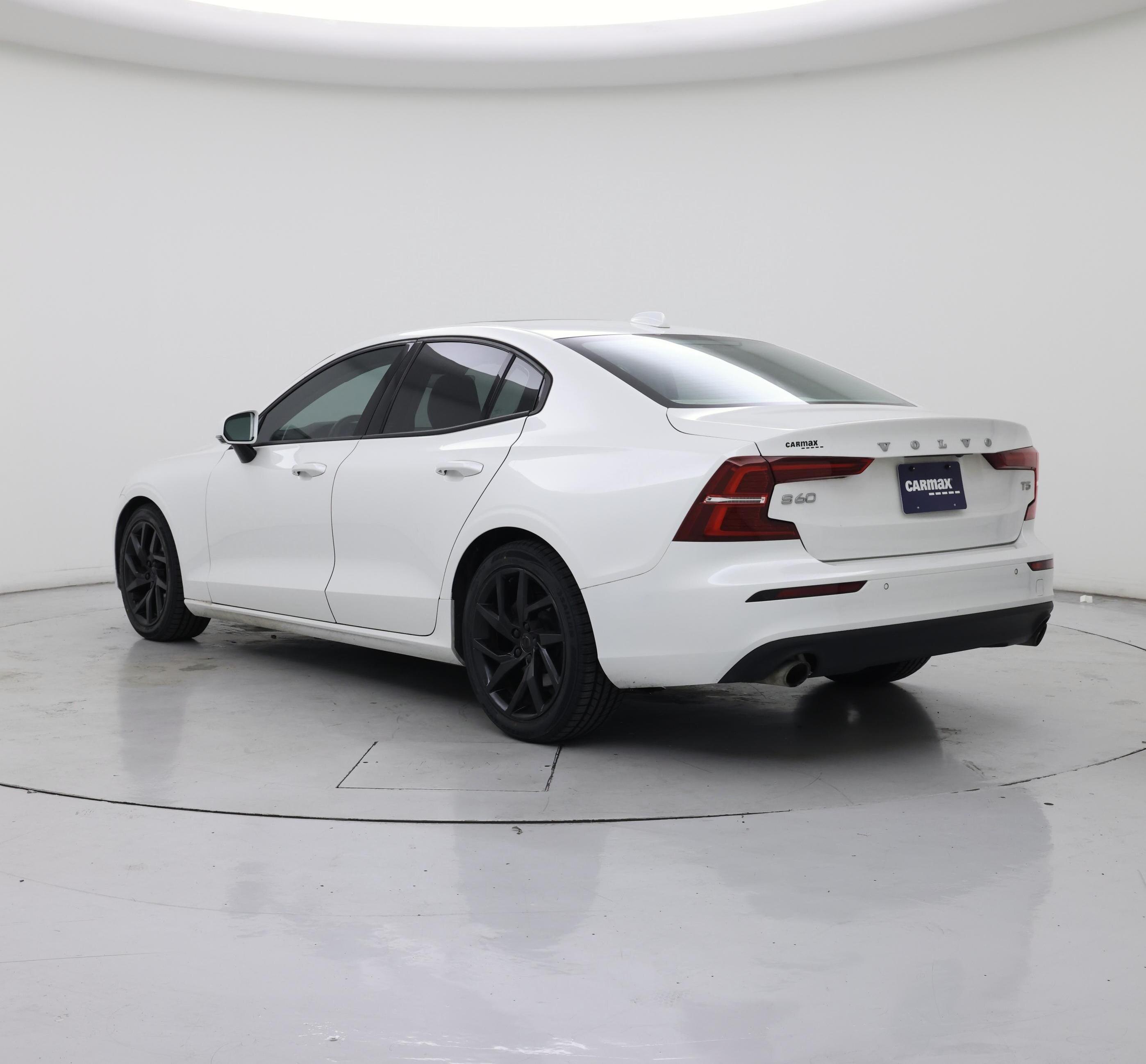 Thumbnail: 2019 Volvo S60 - 2