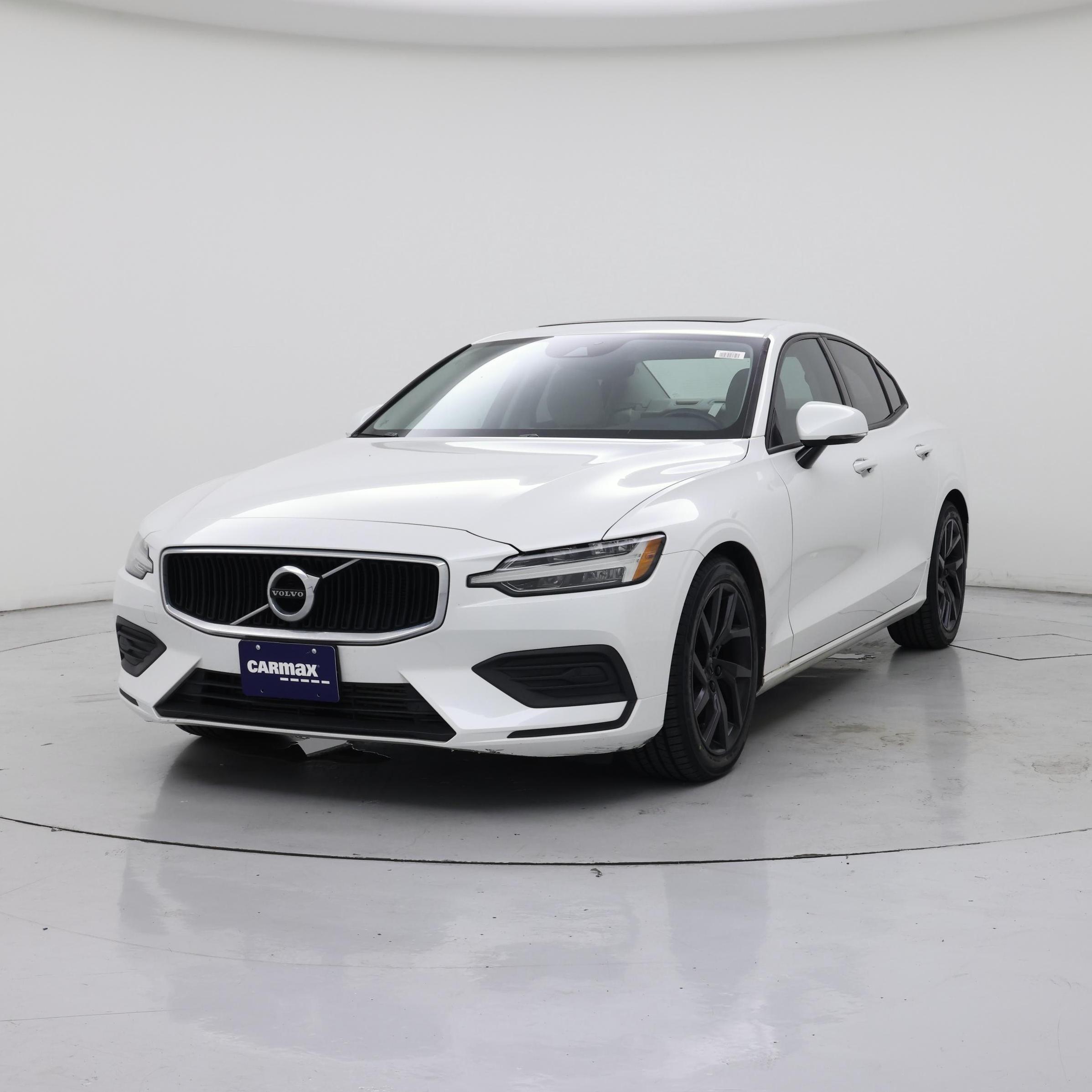 Thumbnail: 2019 Volvo S60 - 4