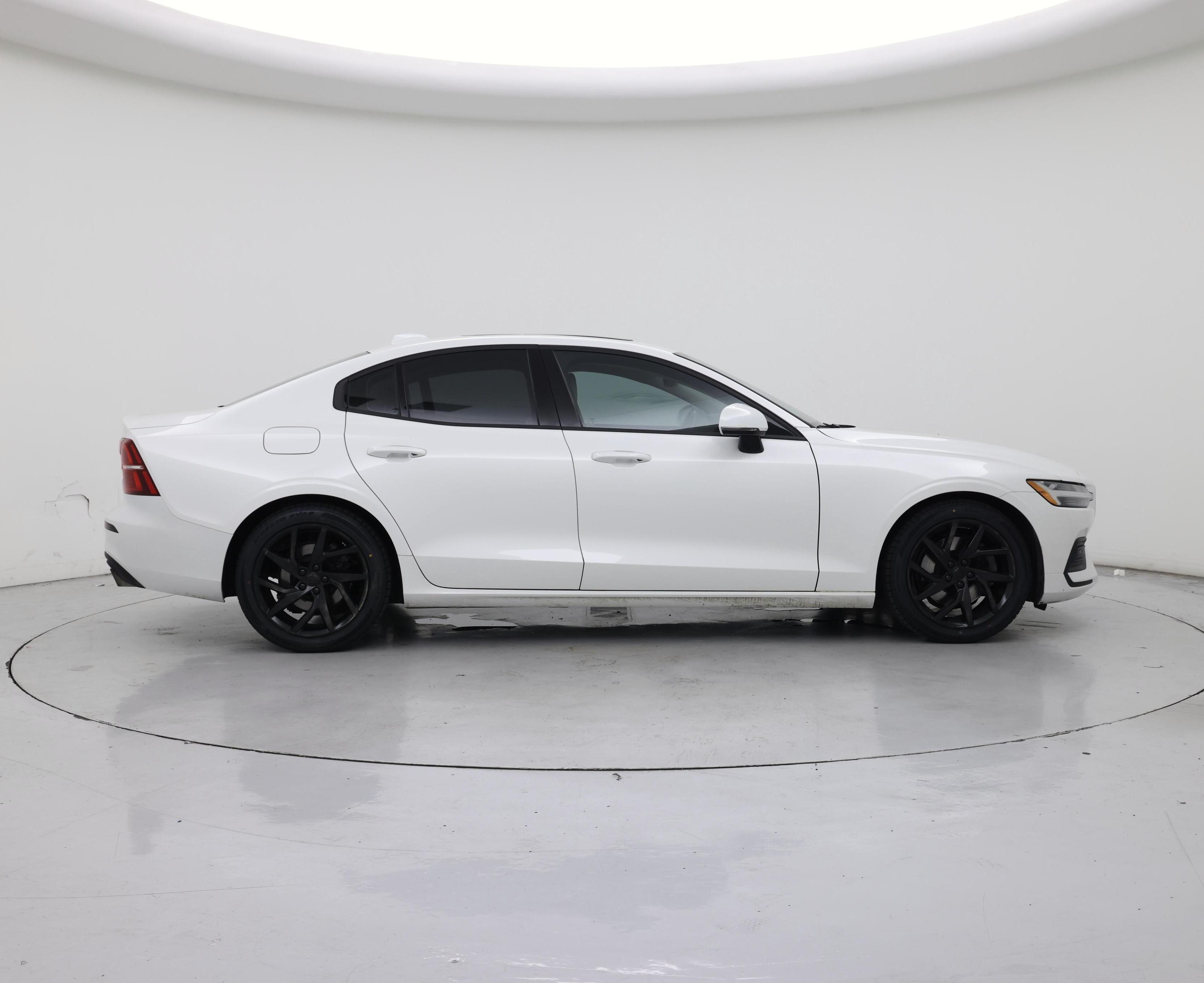 Thumbnail: 2019 Volvo S60 - 7