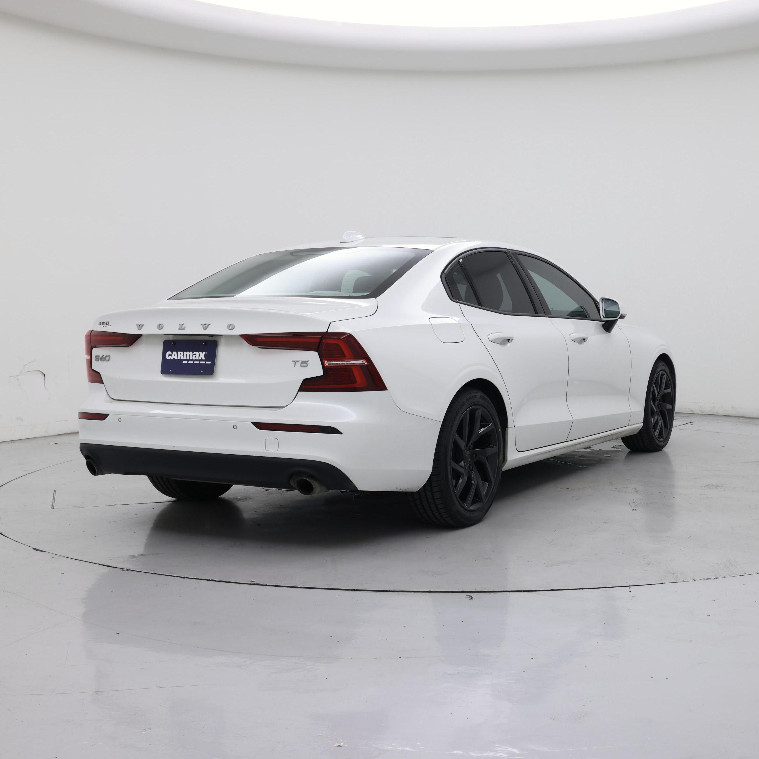 Thumbnail: 2019 Volvo S60 - 8