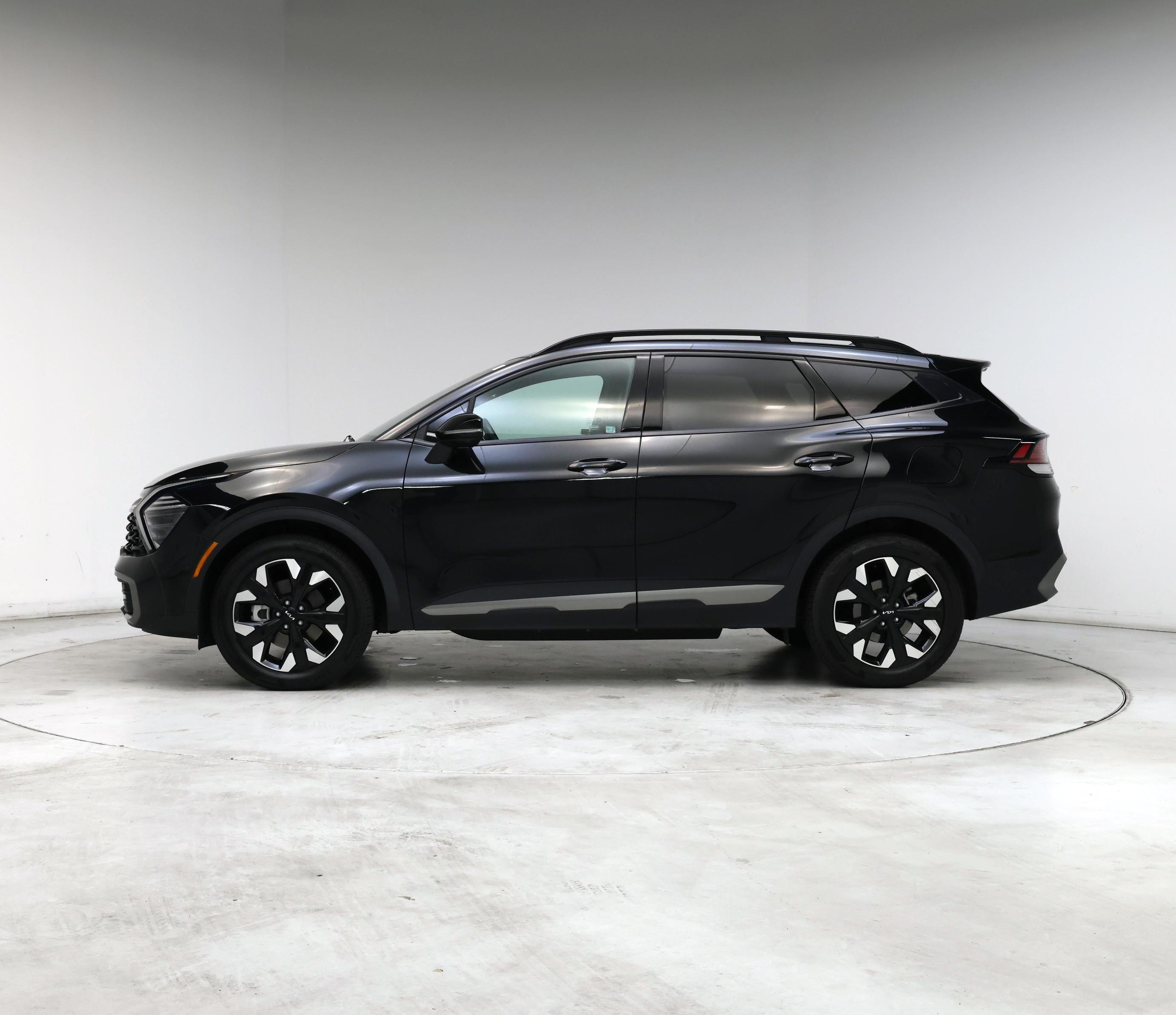 Thumbnail: 2023 Kia Sportage - 3
