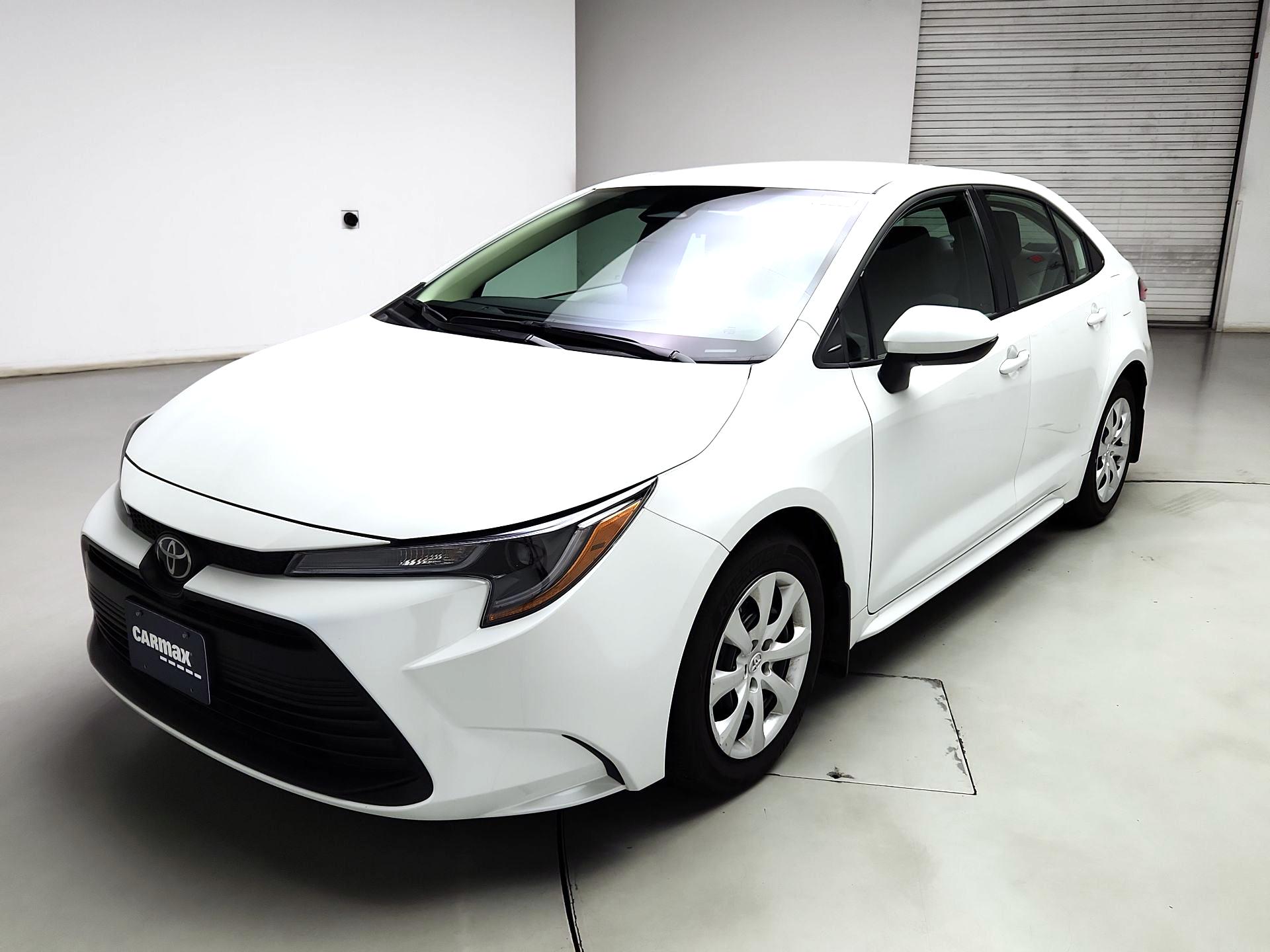 Thumbnail: 2025 Toyota Corolla - 3