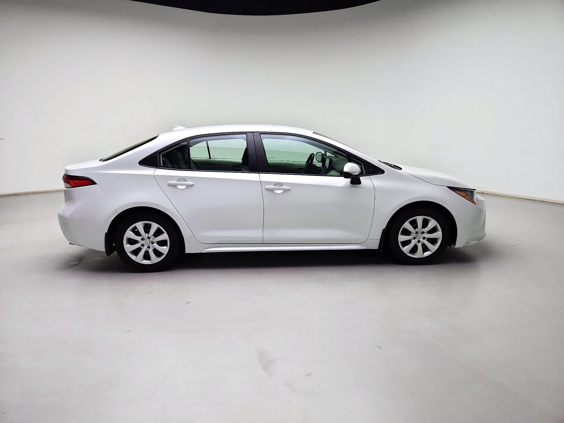 Thumbnail: 2025 Toyota Corolla - 4