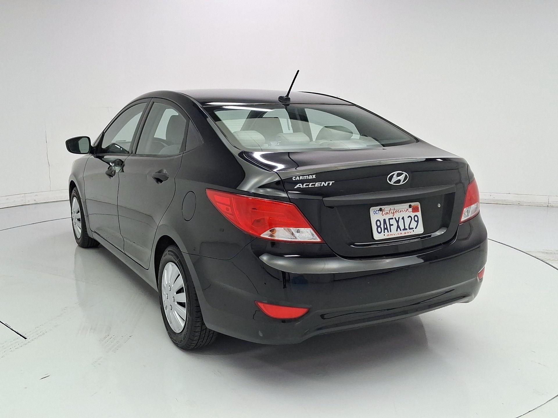 Thumbnail: 2017 Hyundai Accent - 7
