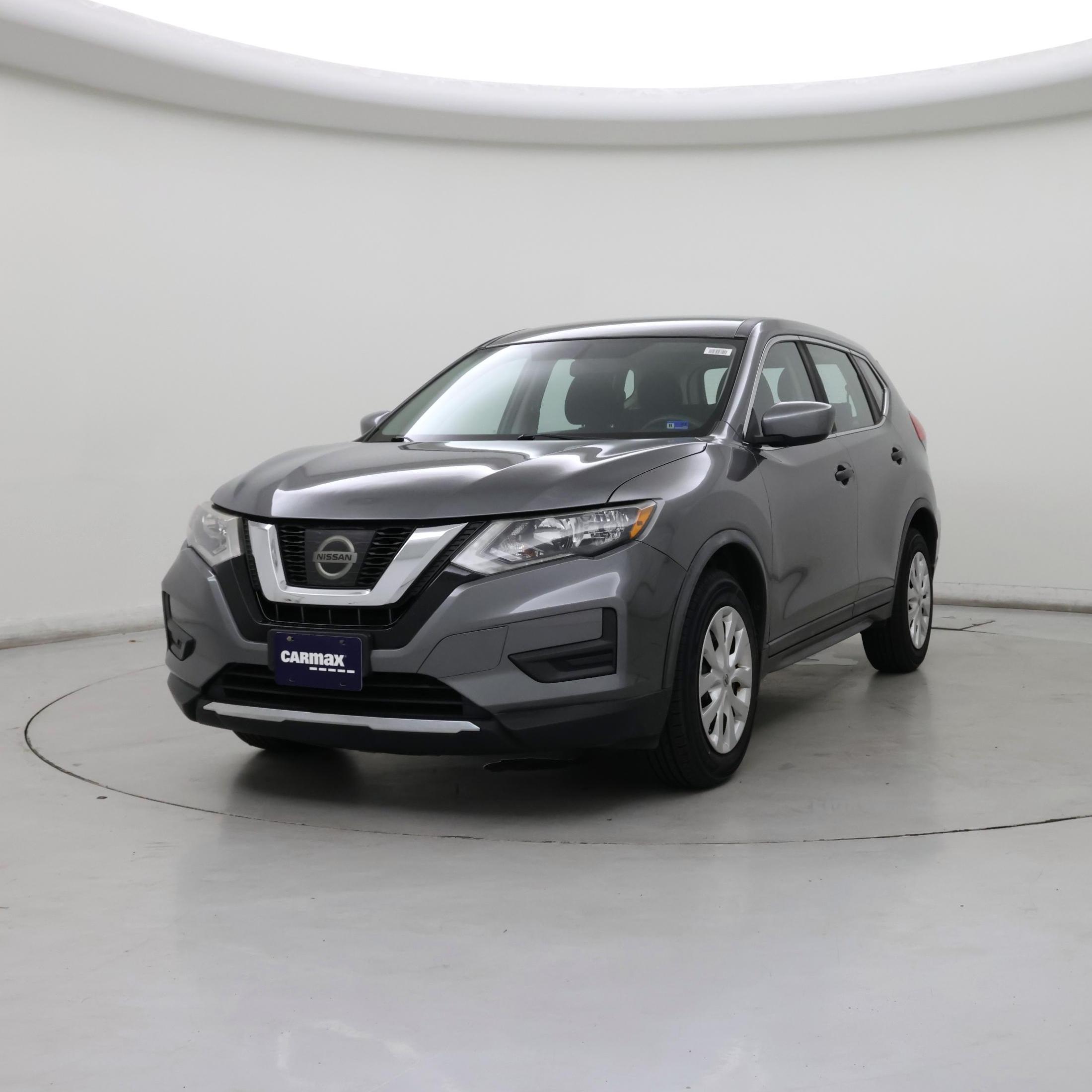 Thumbnail: 2017 Nissan Rogue - 4