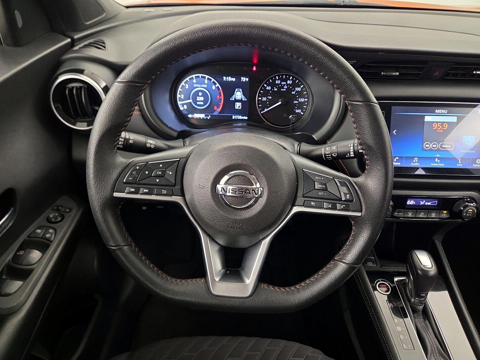 Thumbnail: 2021 Nissan Kicks - 10