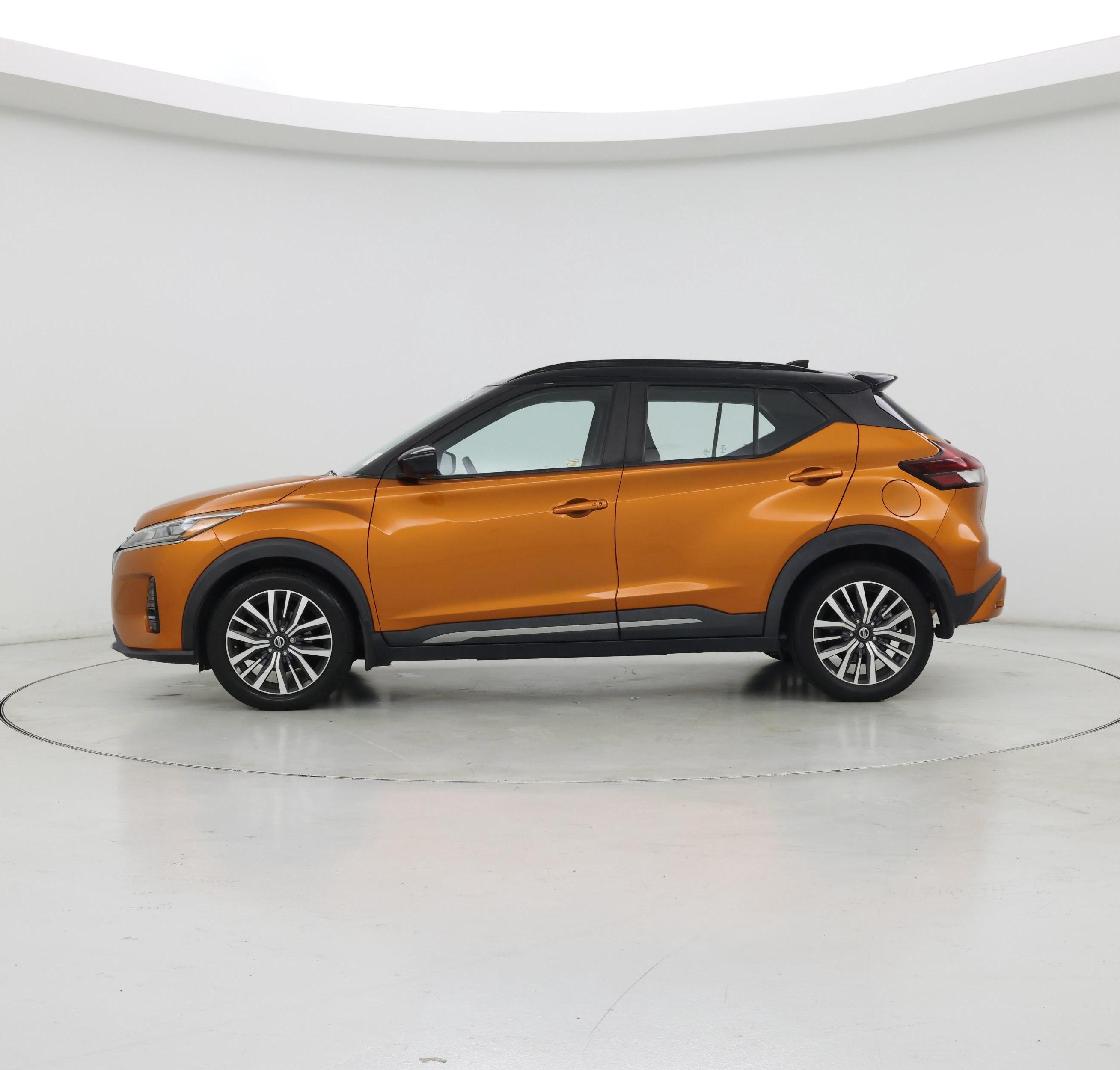 Thumbnail: 2021 Nissan Kicks - 3