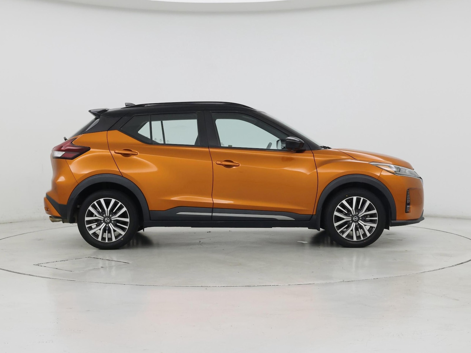 2021 Nissan Kicks SR - Photo 8