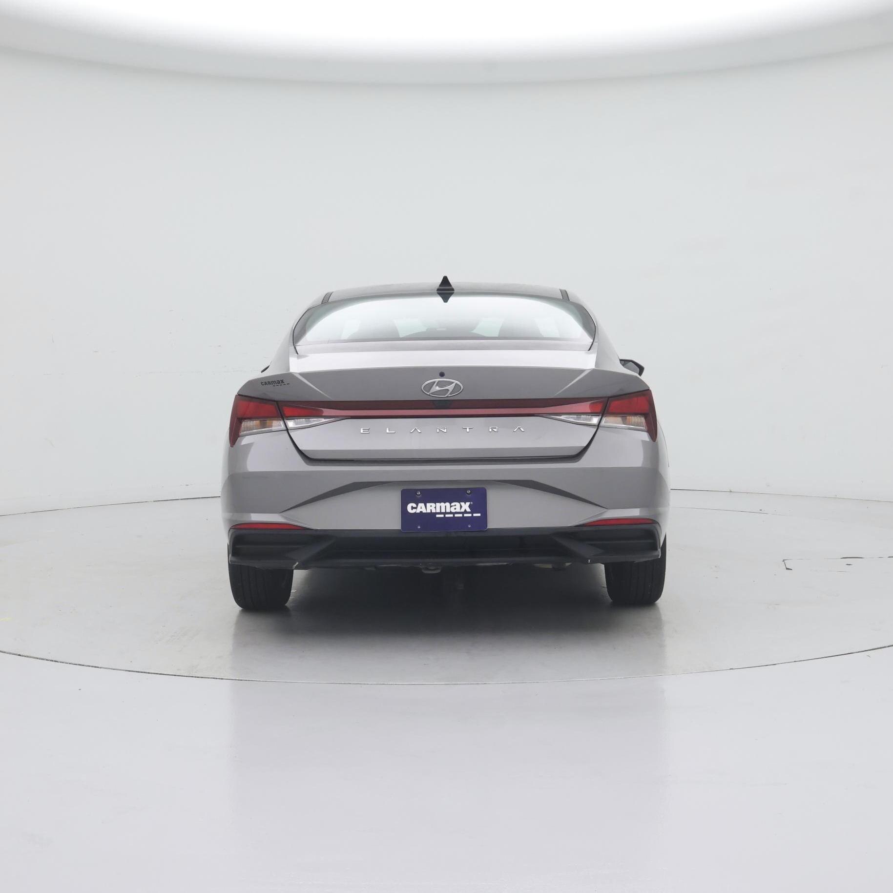Thumbnail: 2022 Hyundai Elantra - 6