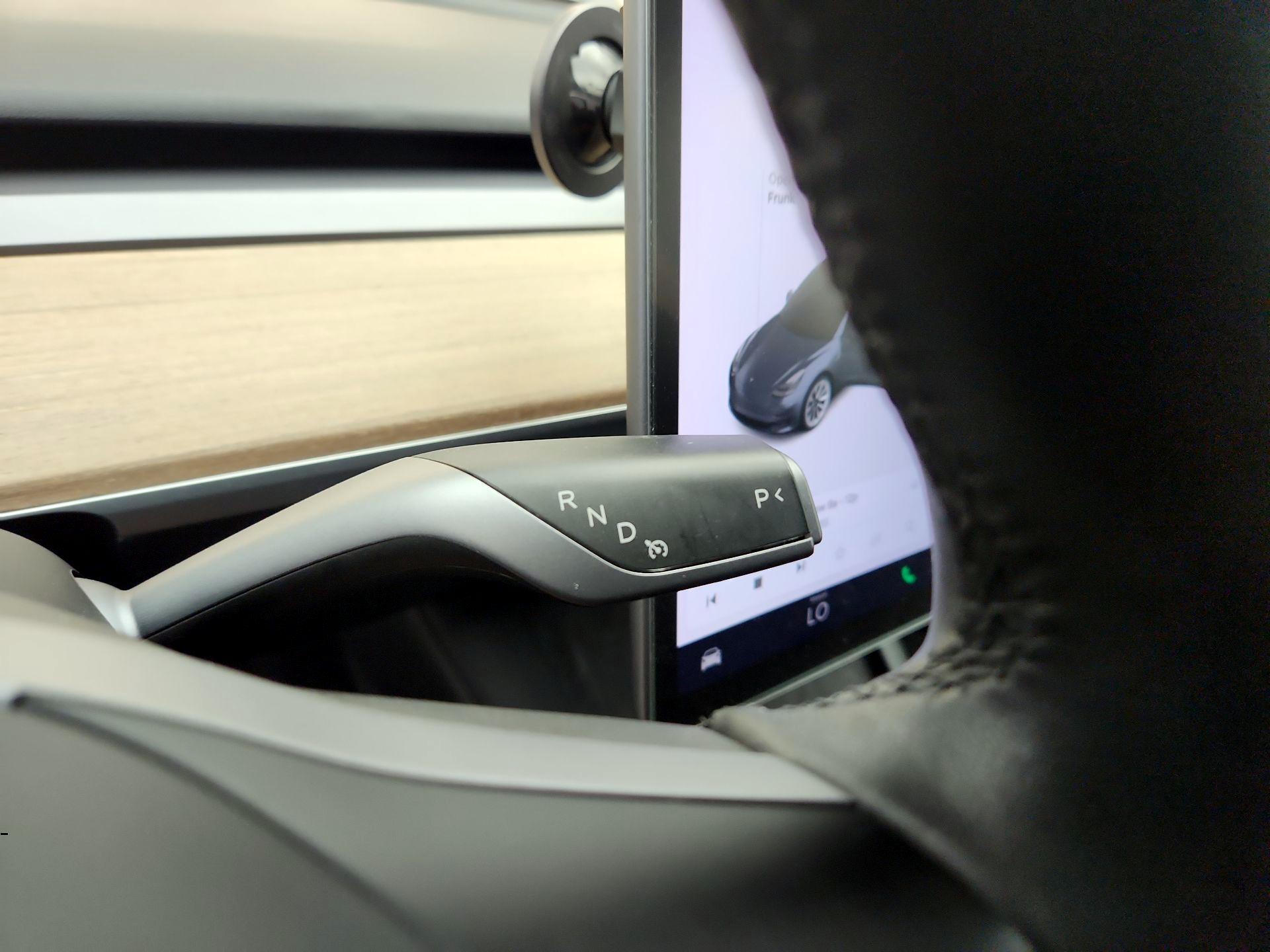 Thumbnail: 2021 Tesla Model 3 - 17