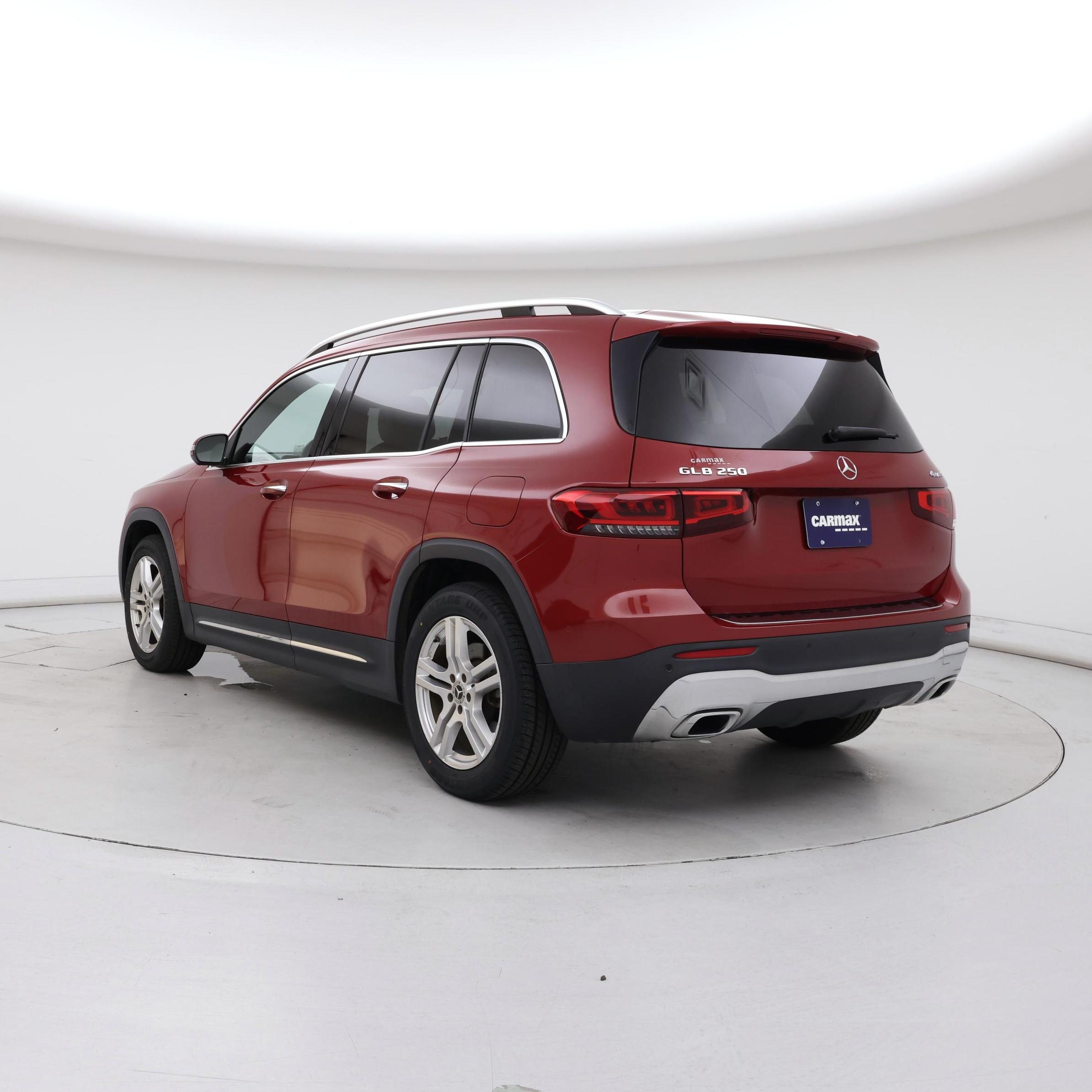 Thumbnail: 2021 Mercedes-Benz GLB - 2