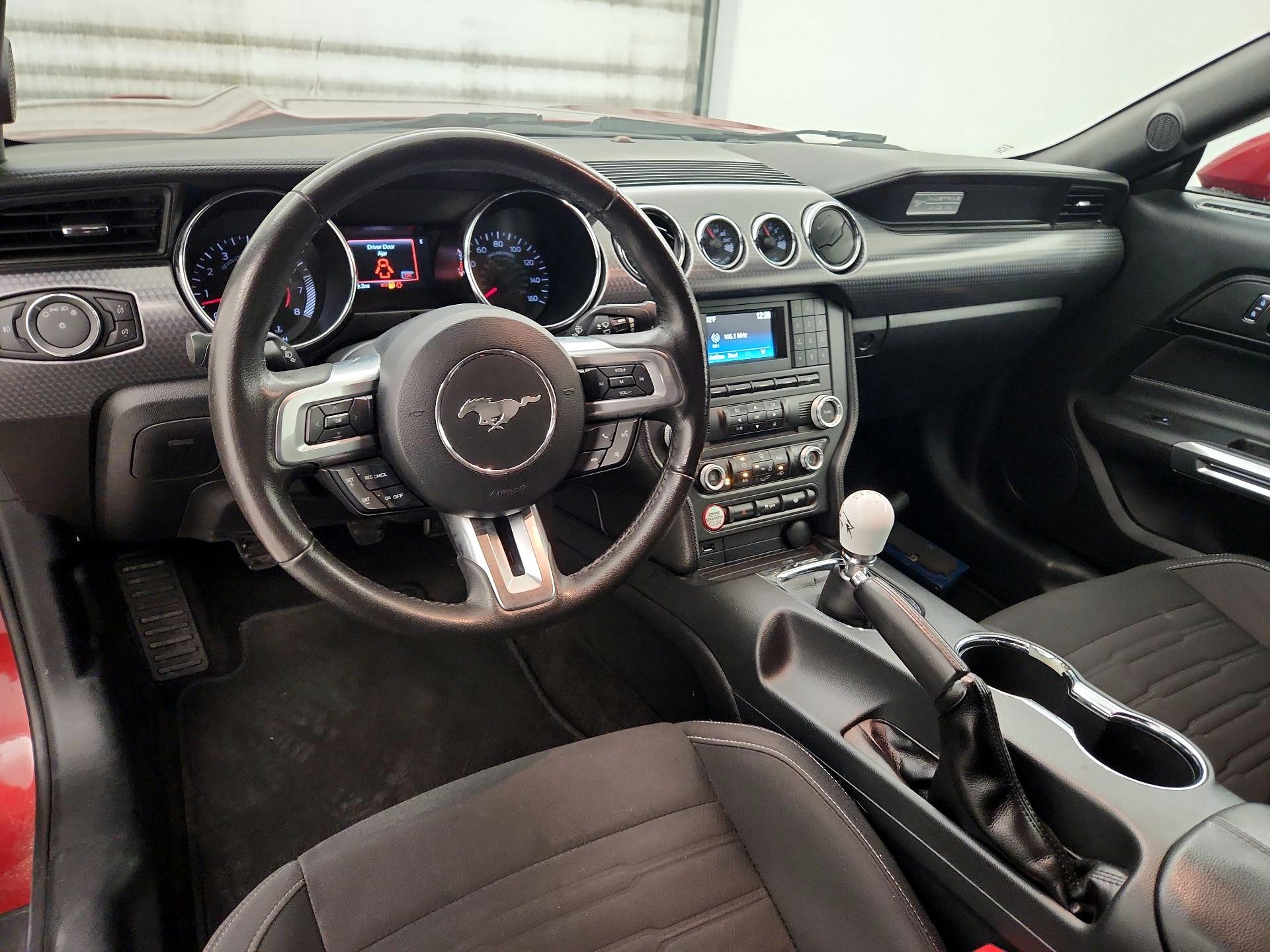 Thumbnail: 2016 Ford Mustang - 9