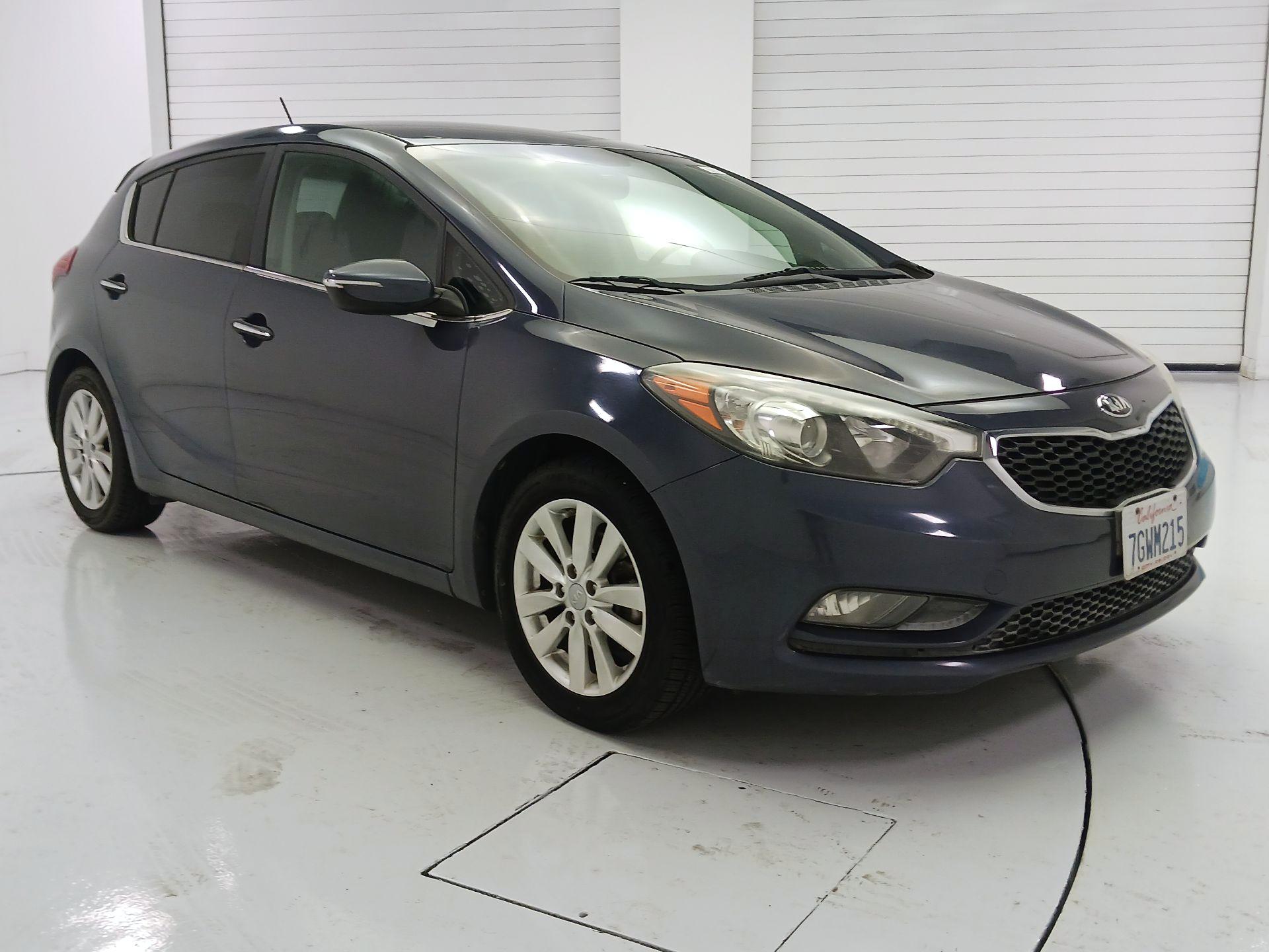 Thumbnail: 2015 Kia Forte - 1