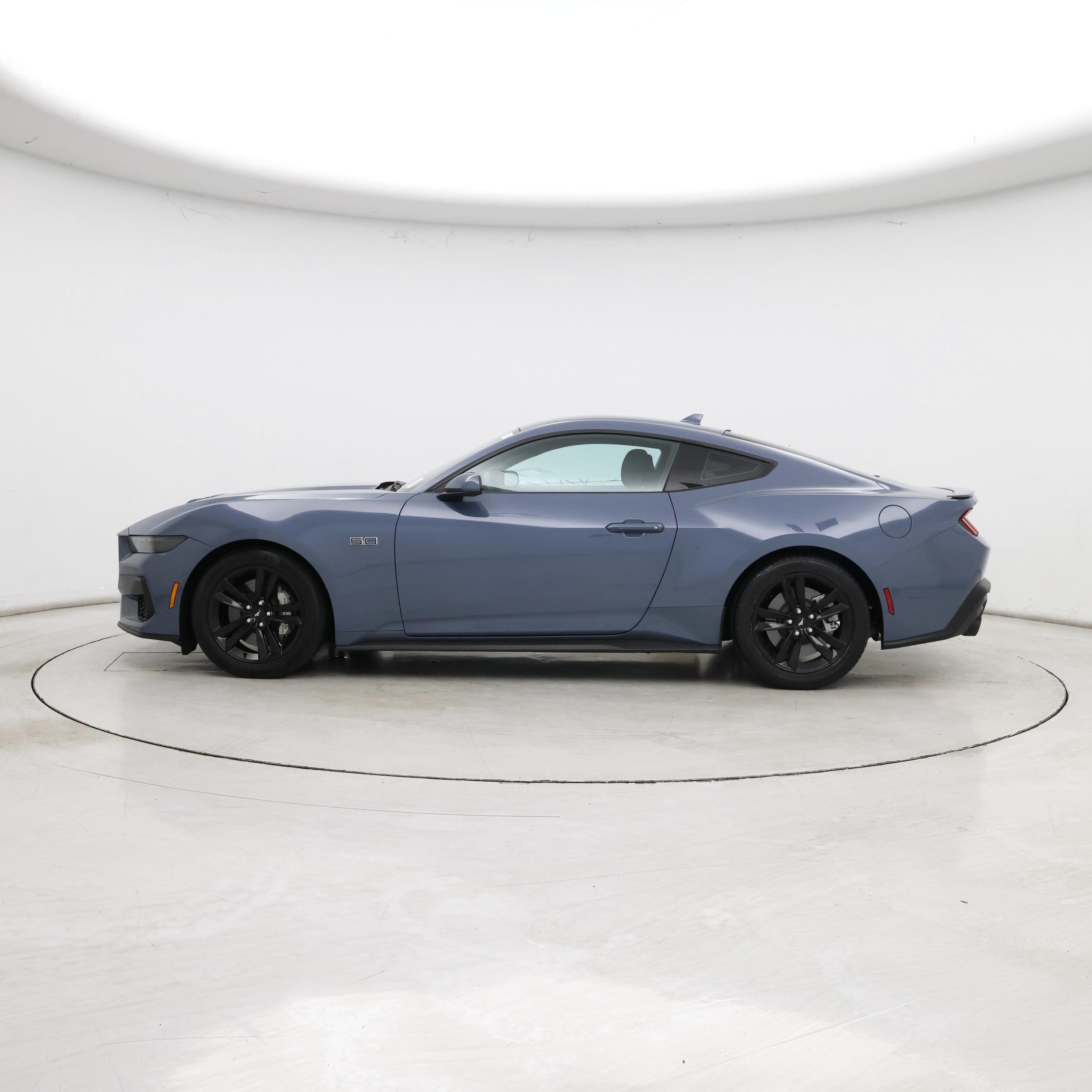 Thumbnail: 2025 Ford Mustang - 3