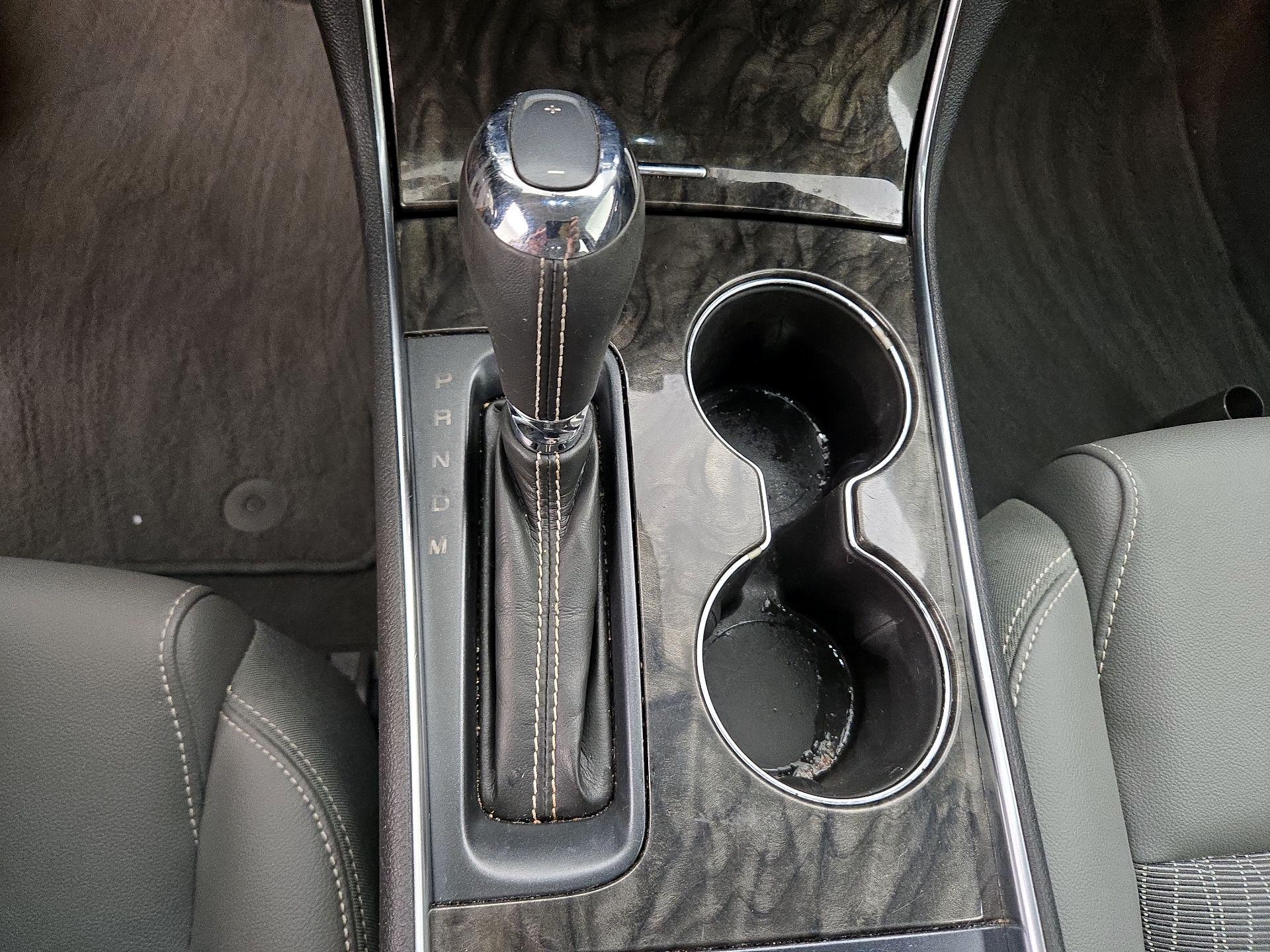 Thumbnail: 2015 Chevrolet Impala - 17
