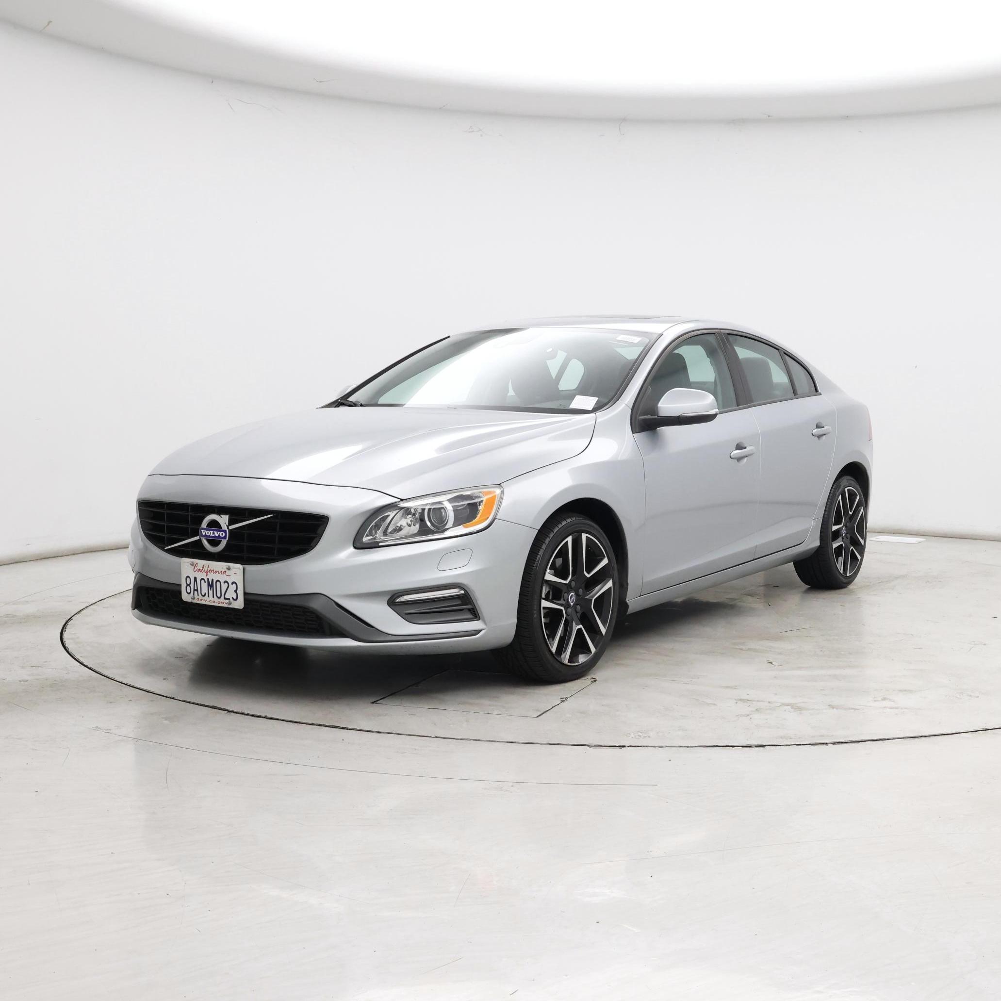 Thumbnail: 2018 Volvo S60 - 4