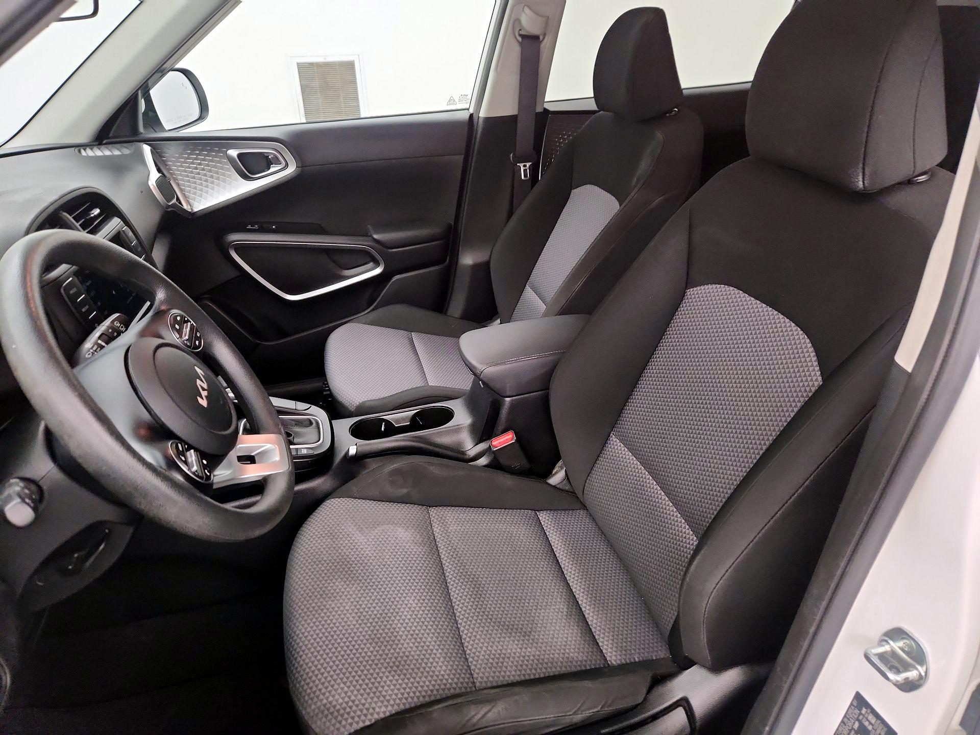 Thumbnail: 2023 Kia Soul - 11