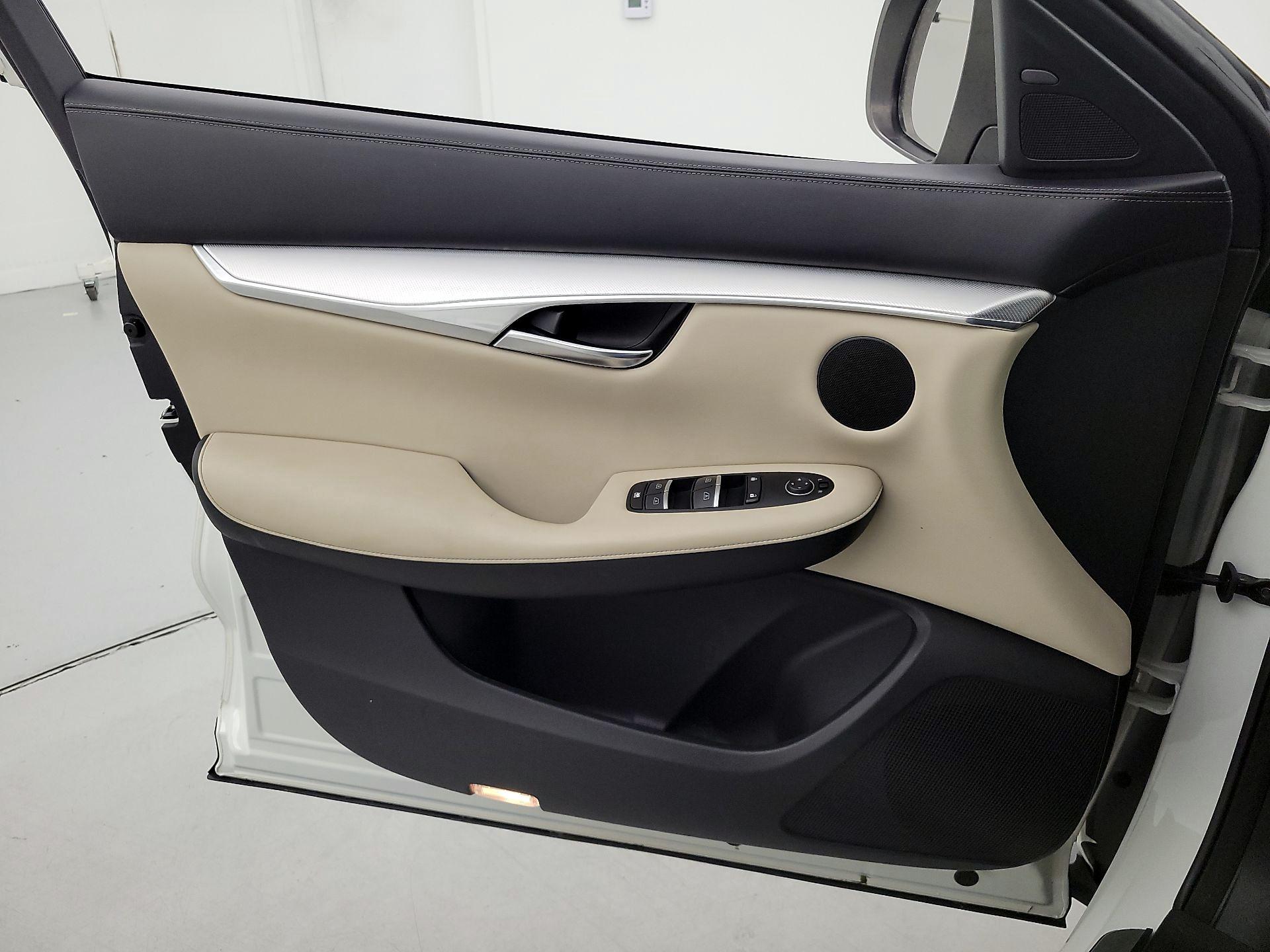 Thumbnail: 2021 INFINITI QX50 - 12
