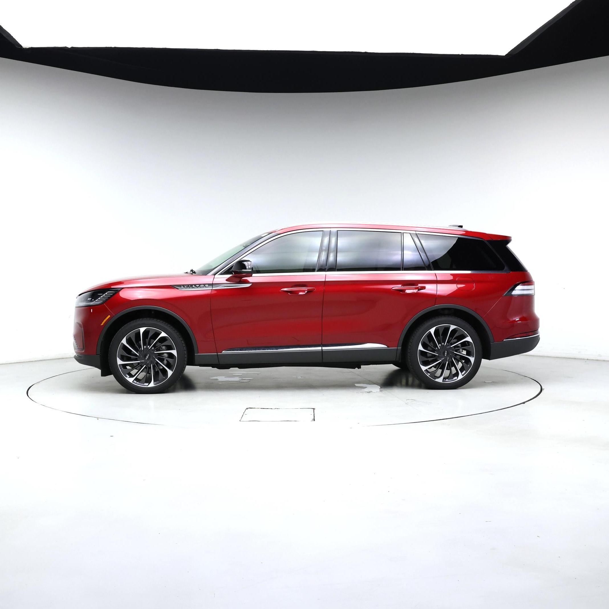 Thumbnail: 2025 Lincoln Aviator - 3
