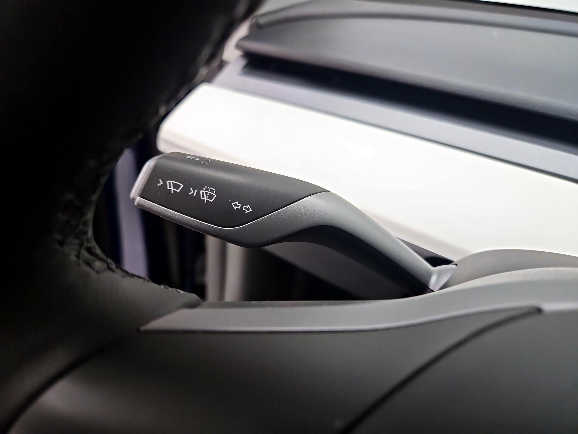Thumbnail: 2023 Tesla Model Y - 13