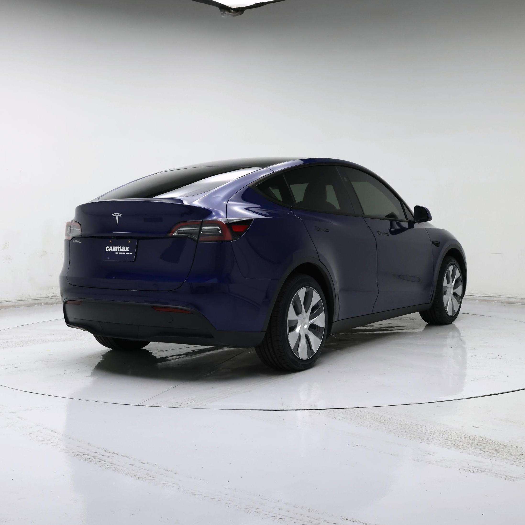 Thumbnail: 2023 Tesla Model Y - 8