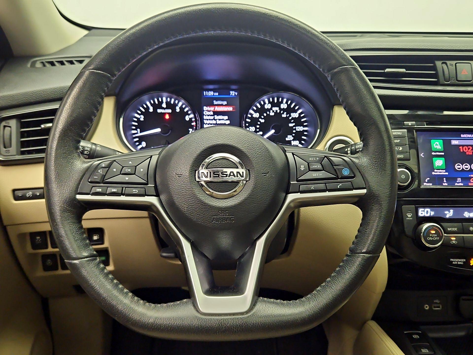 Thumbnail: 2019 Nissan Rogue - 10
