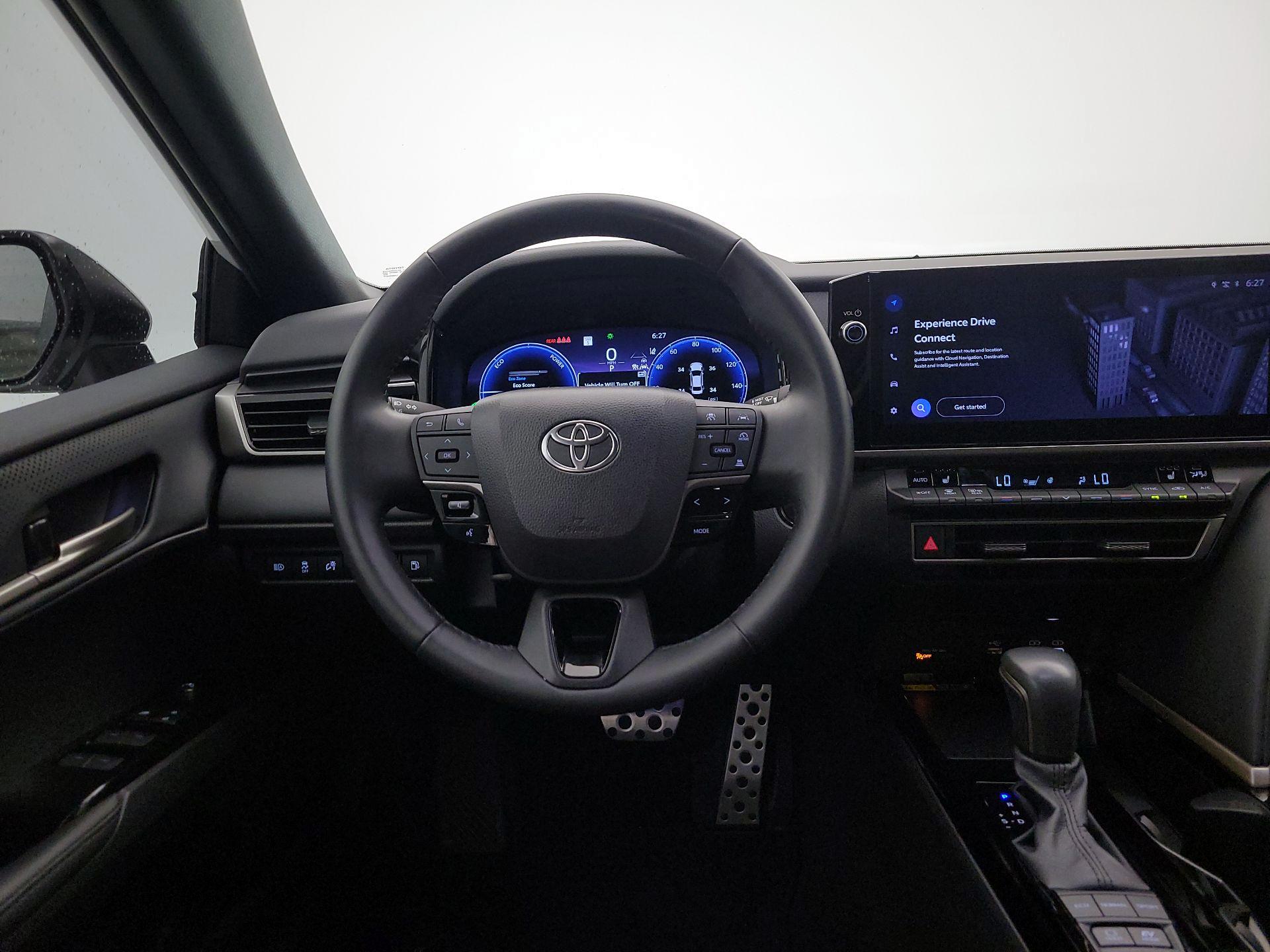 Thumbnail: 2025 Toyota Camry - 10