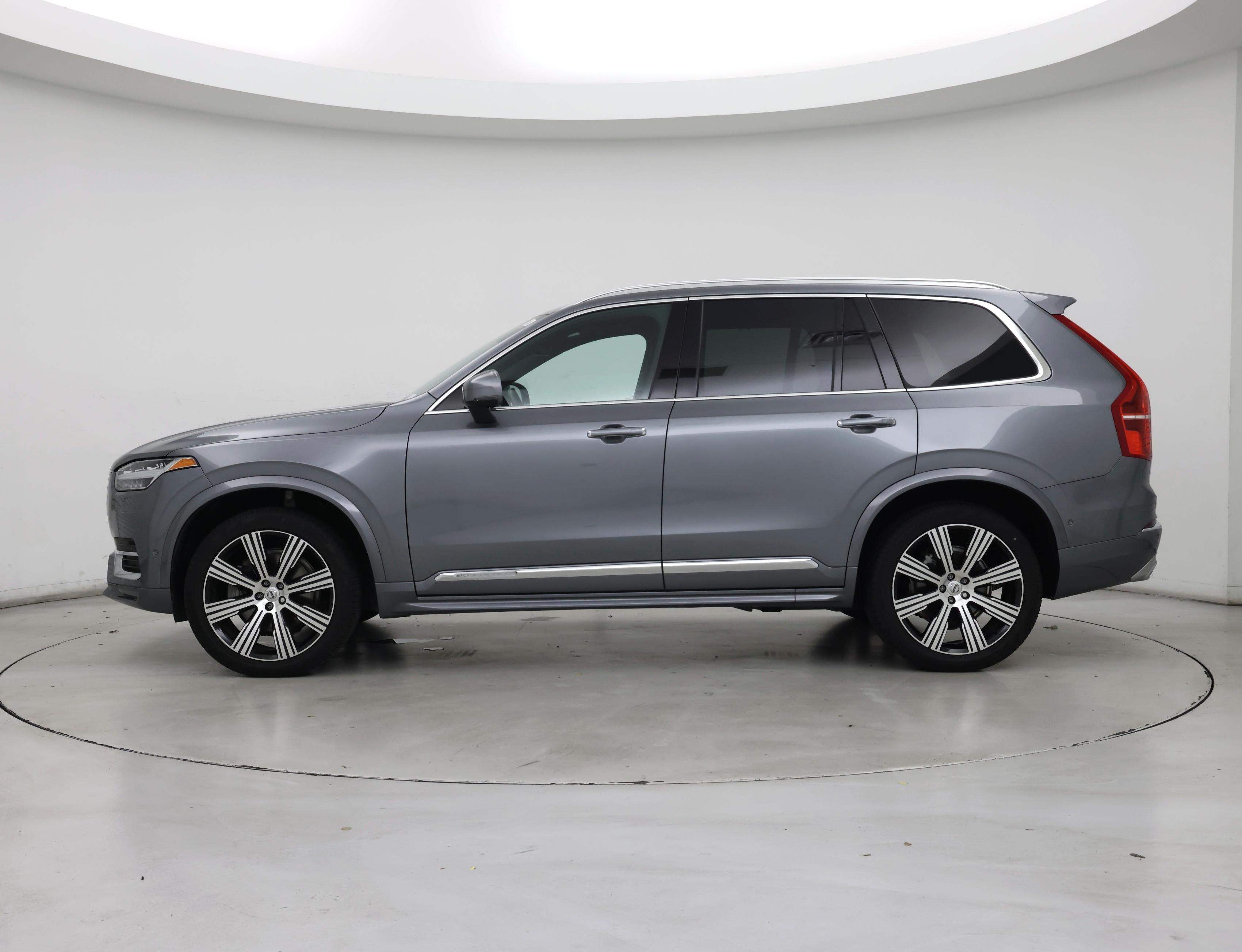 Thumbnail: 2020 Volvo XC90 - 3