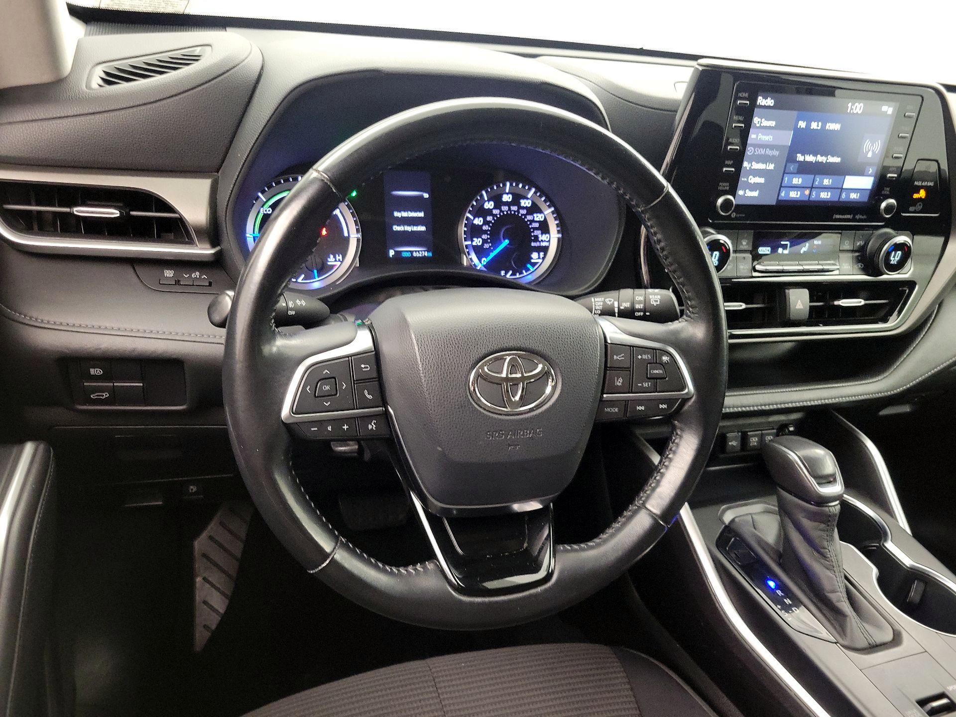 Thumbnail: 2020 Toyota Highlander - 10