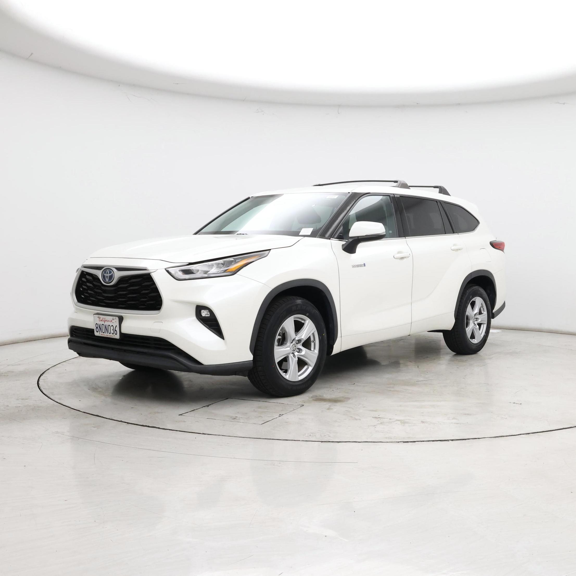 Thumbnail: 2020 Toyota Highlander - 4