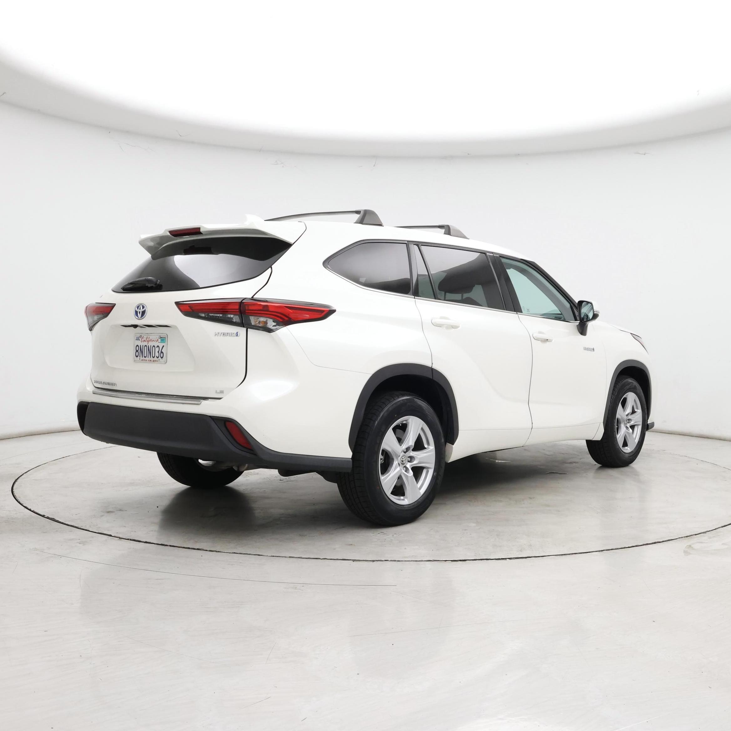Thumbnail: 2020 Toyota Highlander - 8