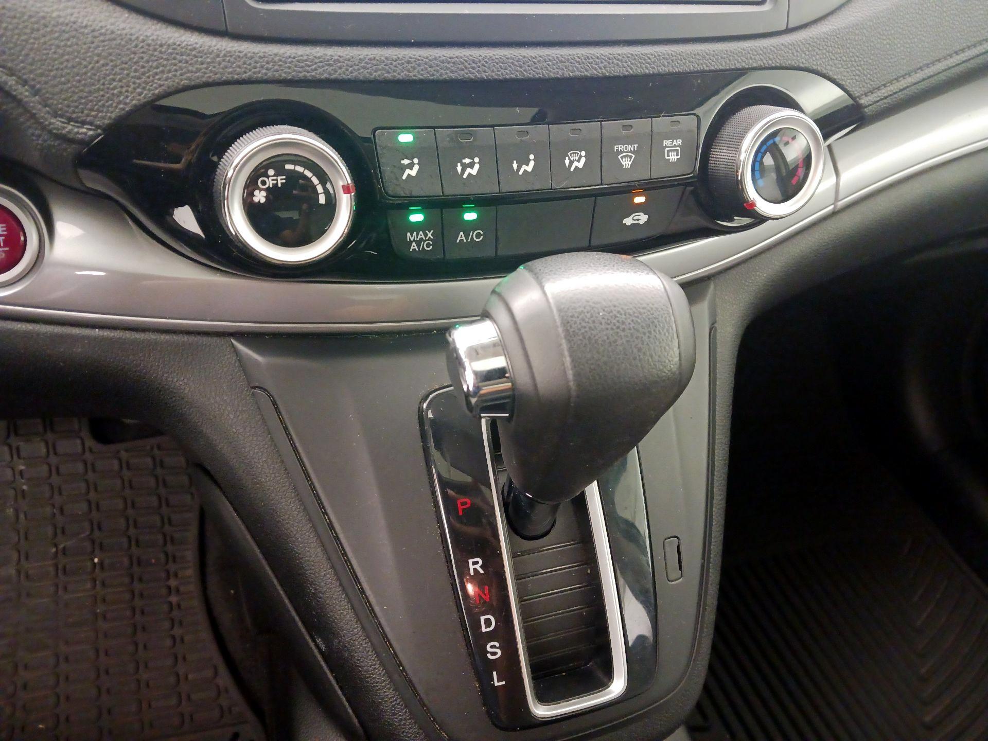 Thumbnail: 2015 Honda CR-V - 16