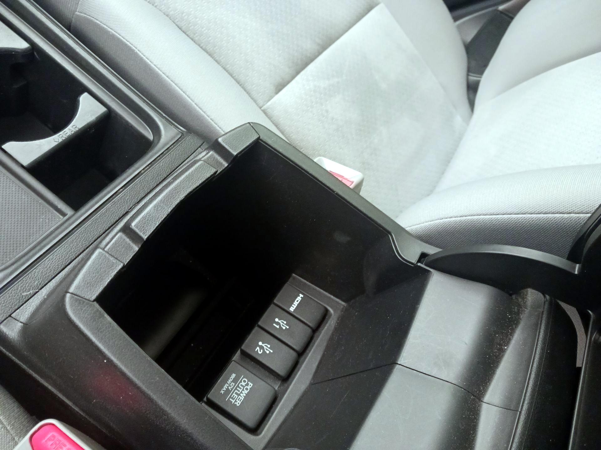 Thumbnail: 2015 Honda CR-V - 18