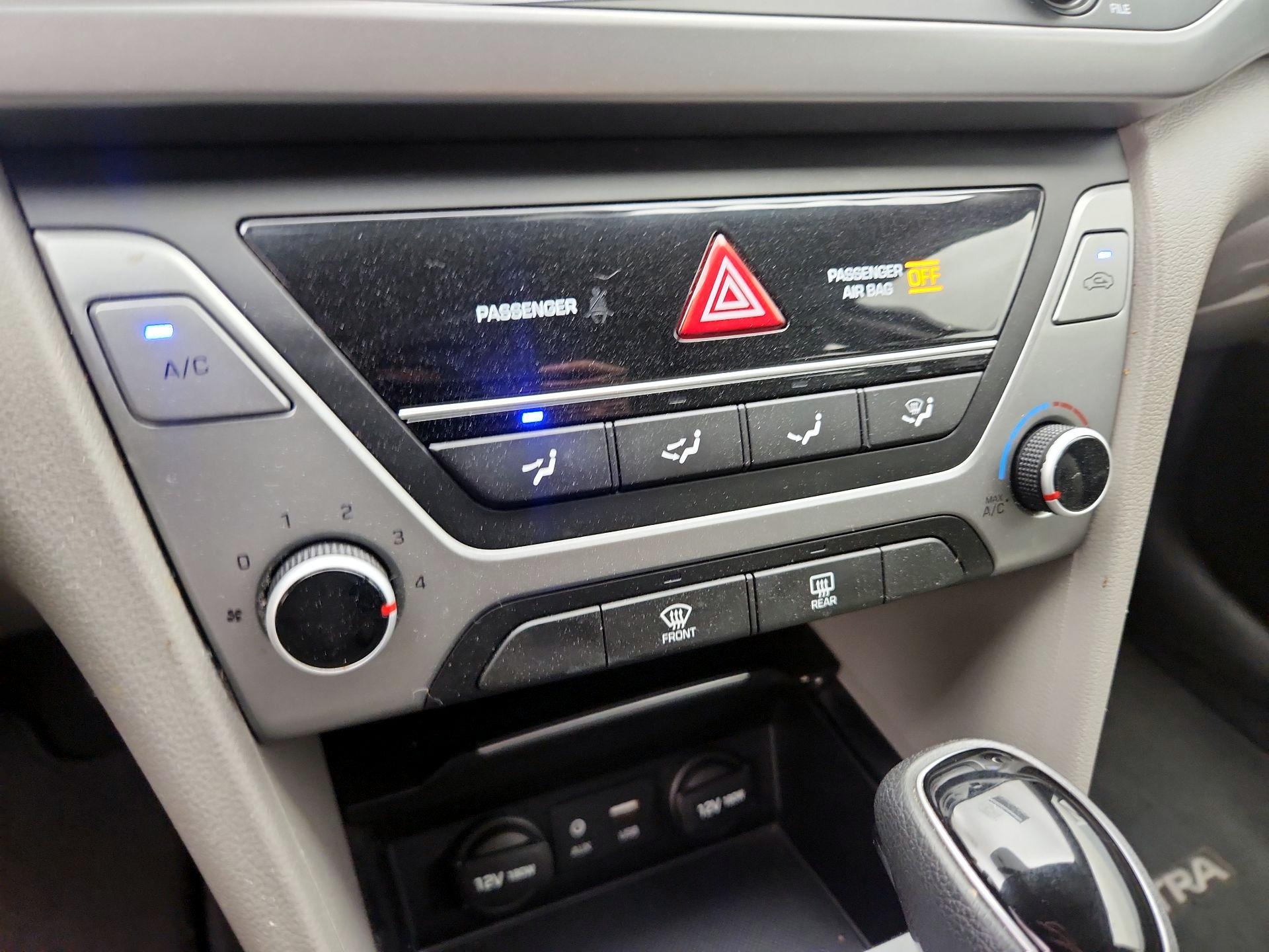 Thumbnail: 2017 Hyundai Elantra - 15