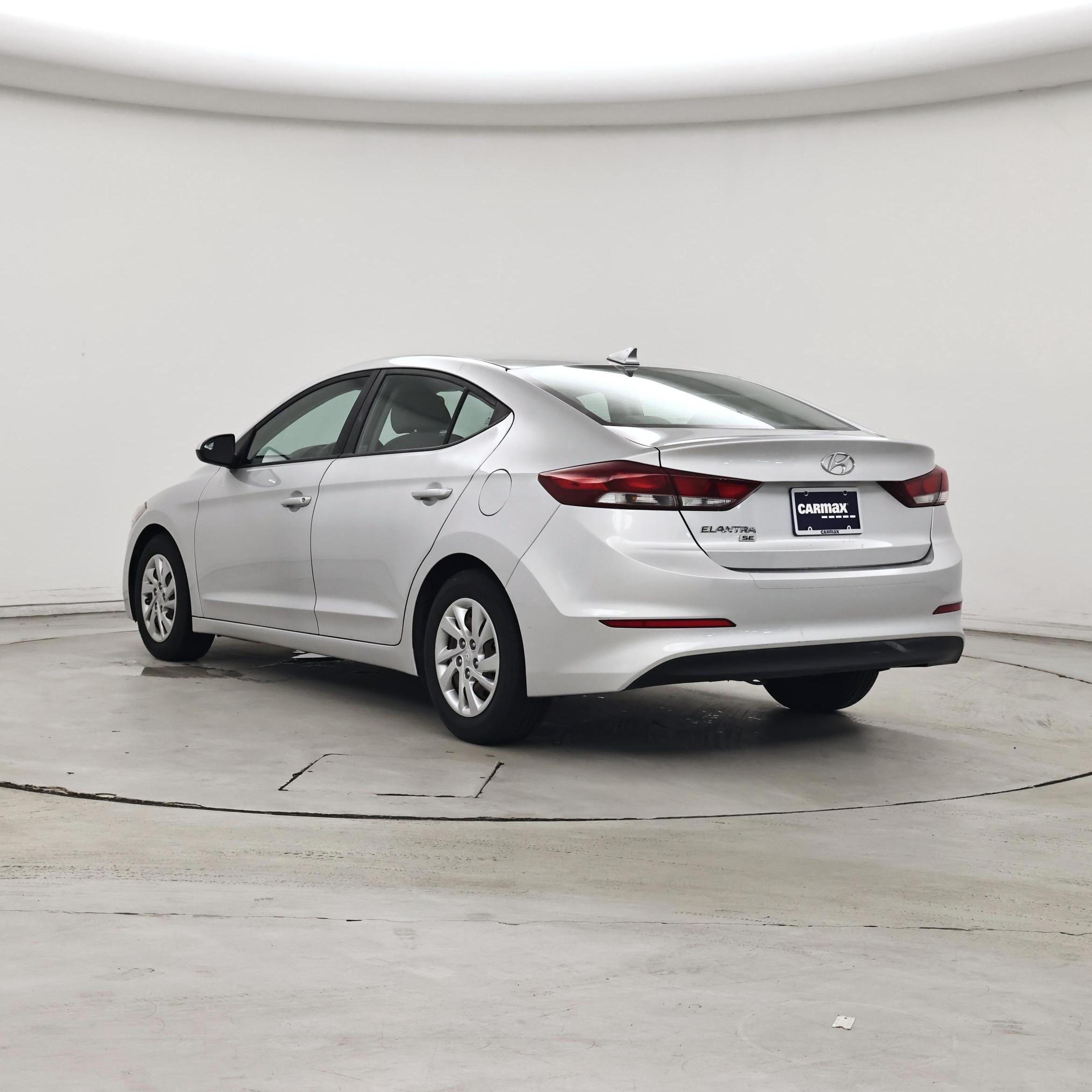 Thumbnail: 2017 Hyundai Elantra - 2