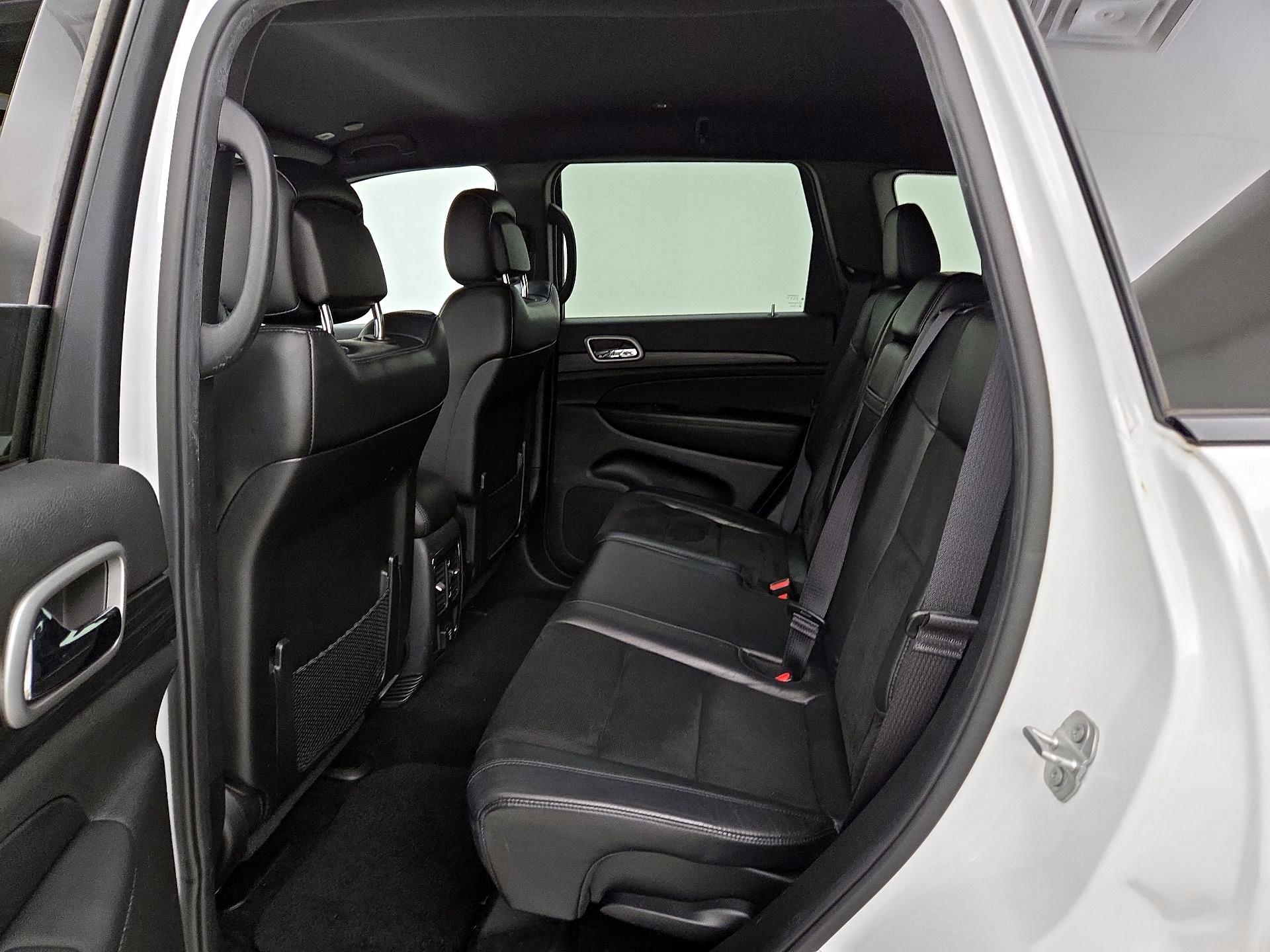 Thumbnail: 2019 Jeep Grand Cherokee - 20