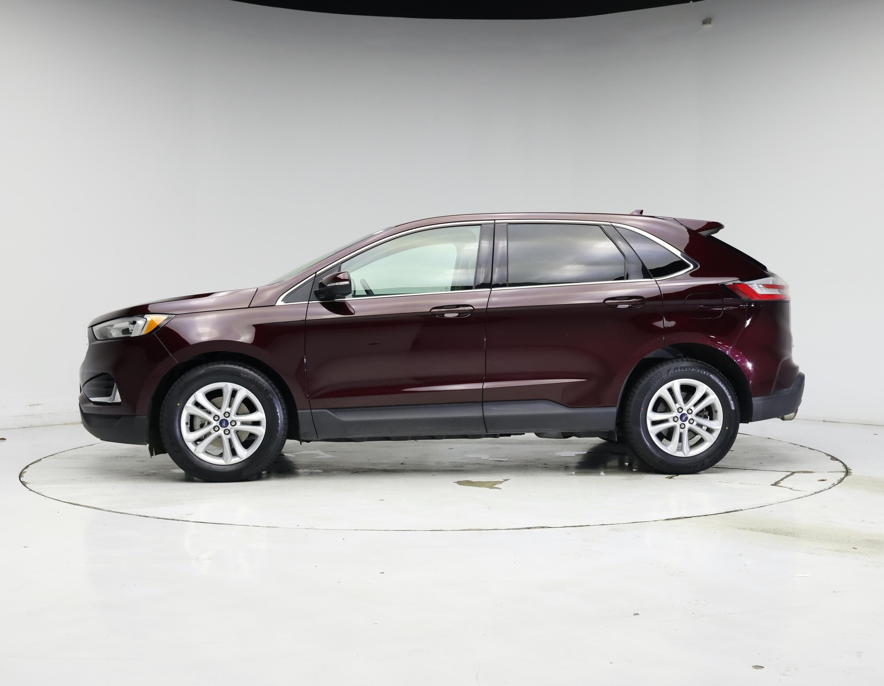 Thumbnail: 2020 Ford Edge - 3